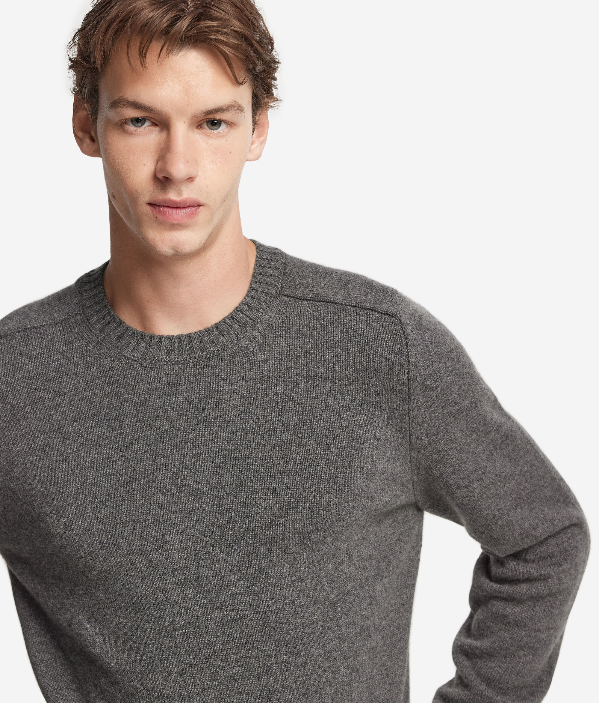 Ultrasoft Cashmere Round-Neck Jumper