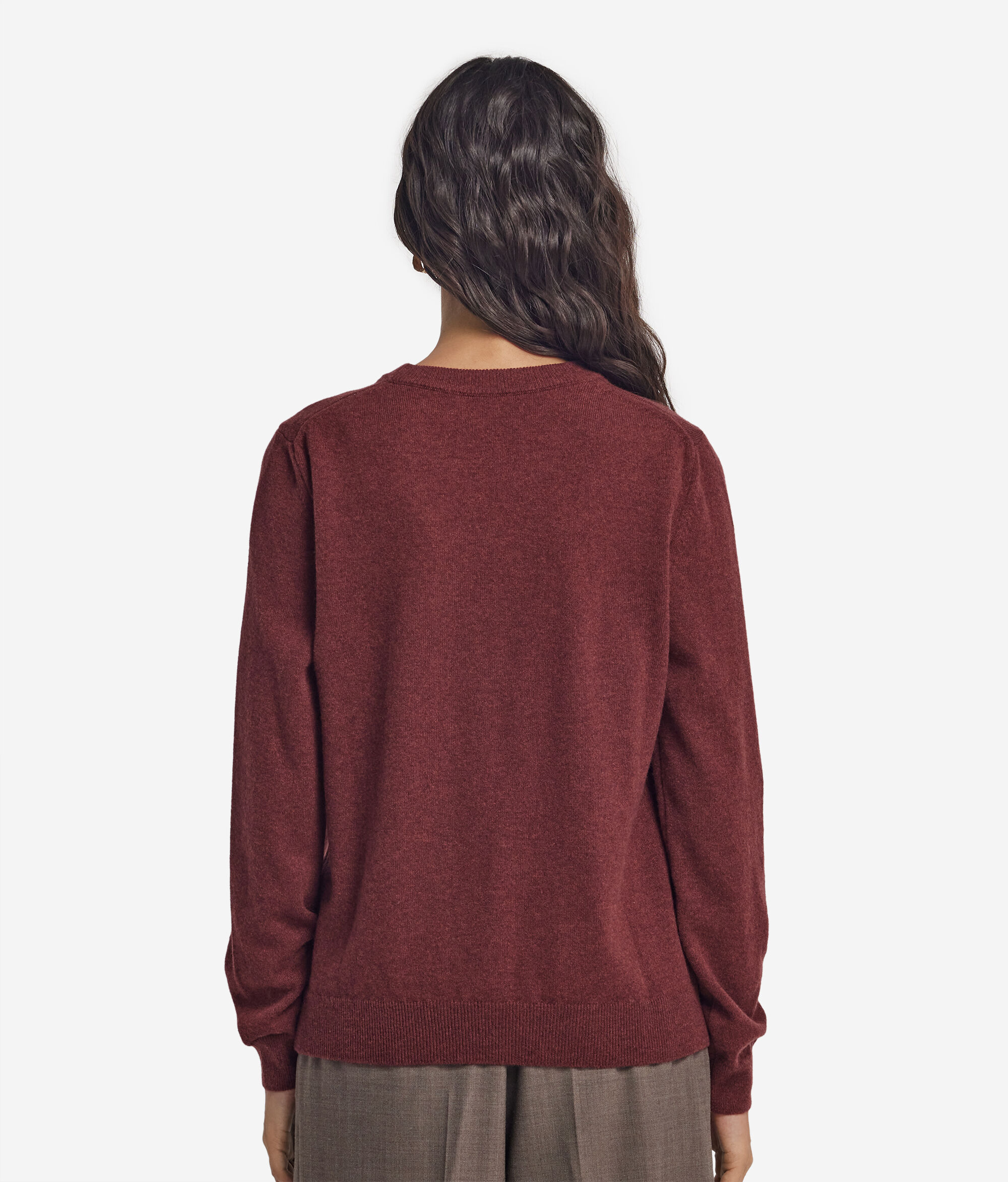 Long-Sleeved Ultrasoft Cashmere Round-Neck Jumper