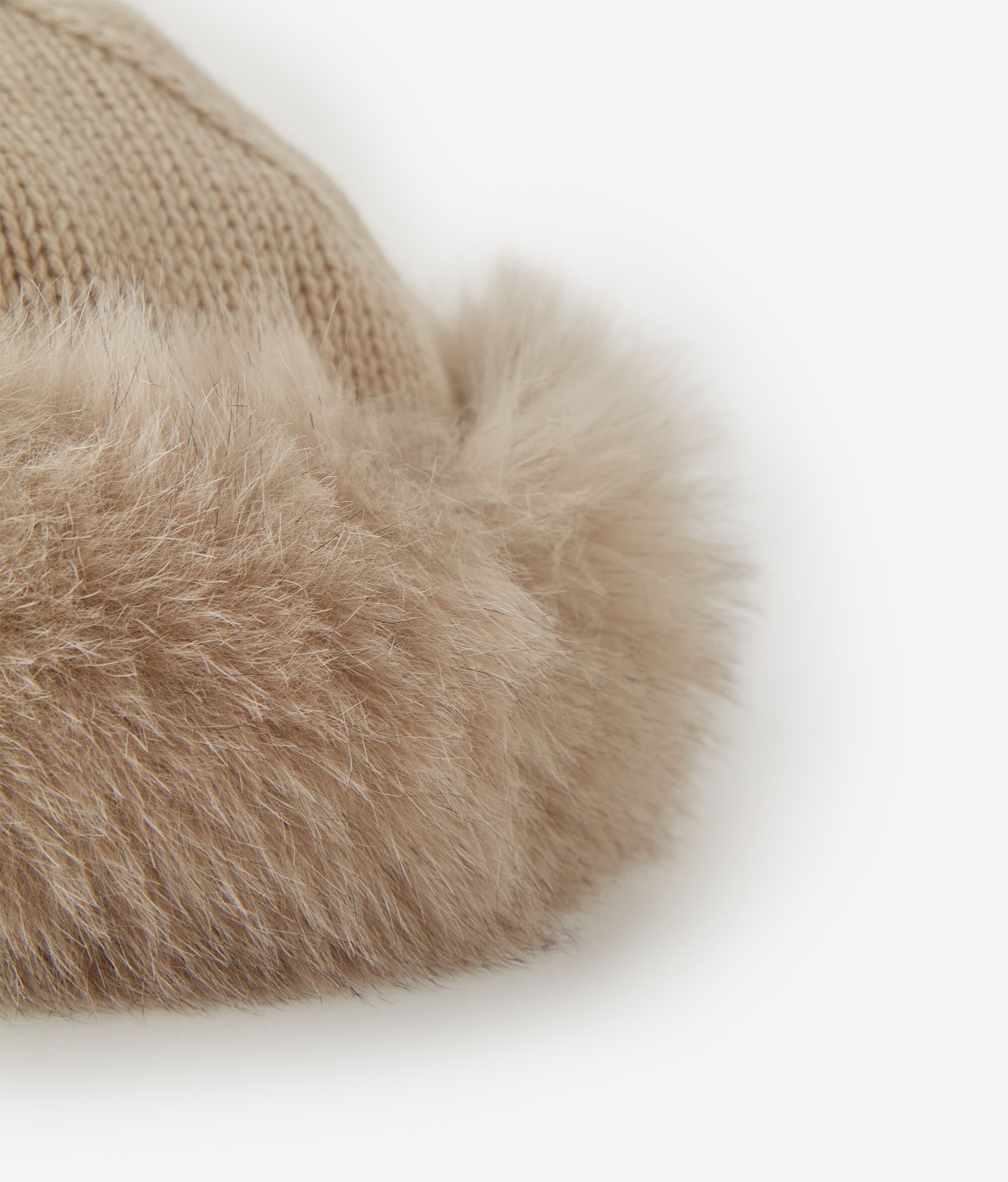 Pelzmütze aus Kaschmir mit Pelzbesatz