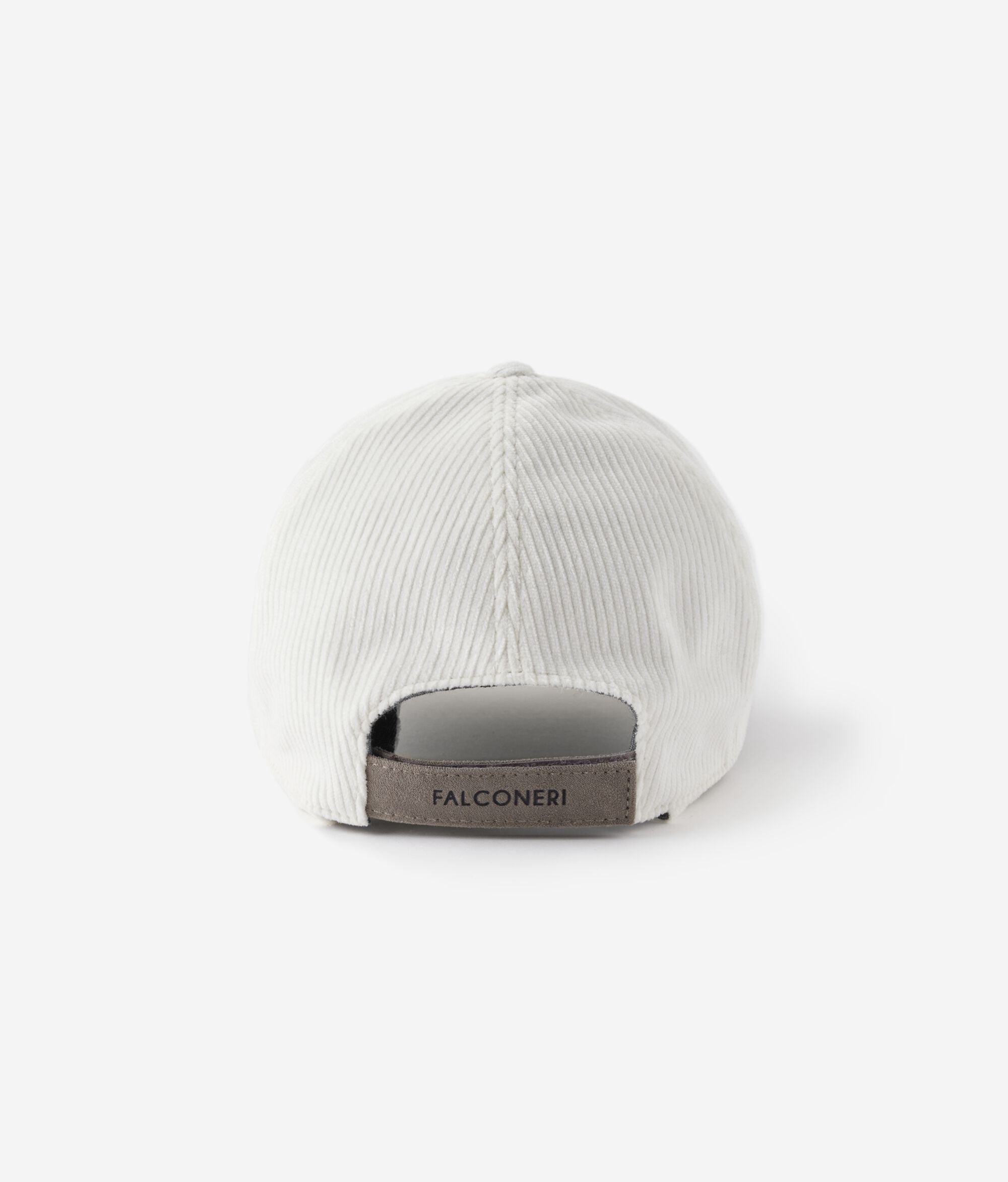 Бейсболка из велюра