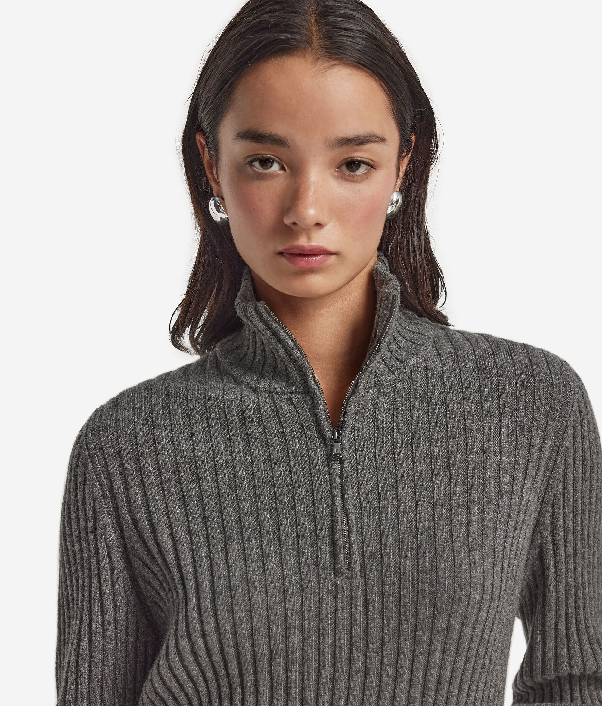 Ribbed Ultrasoft Cashmere jumper with half zip
