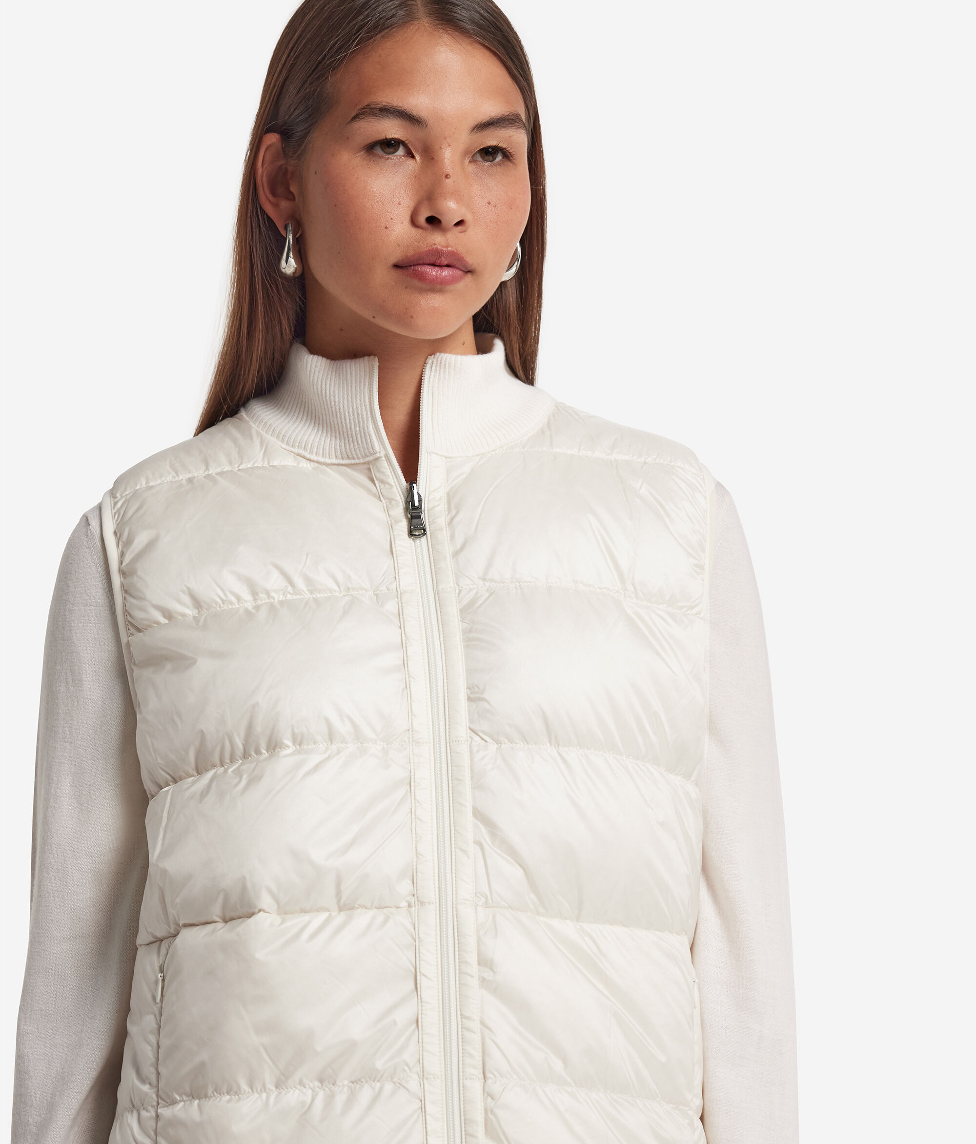 Reversible Cashmere Cable-Knit Sleeveless Short Quilted Jacket