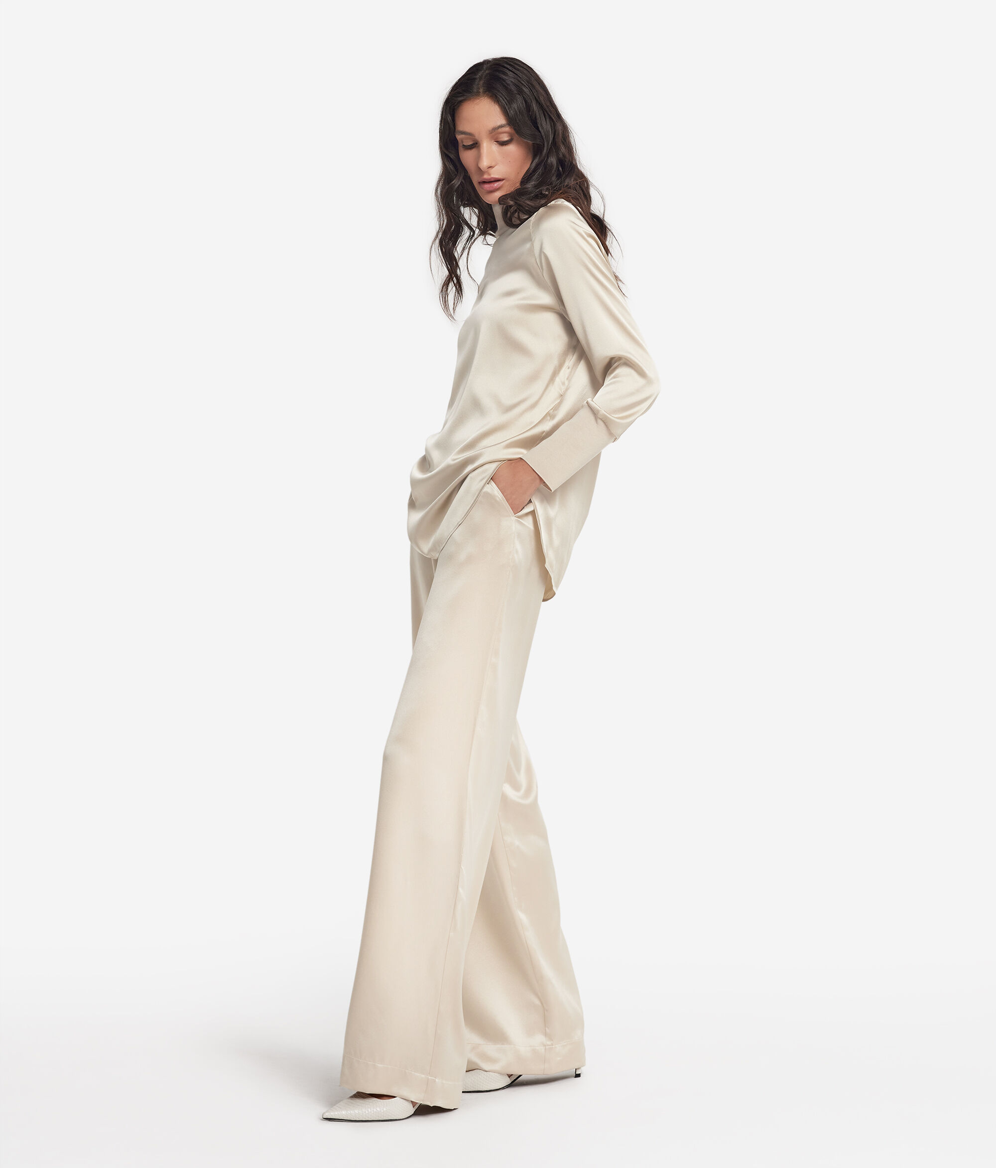 Pantalon large en satin de soie