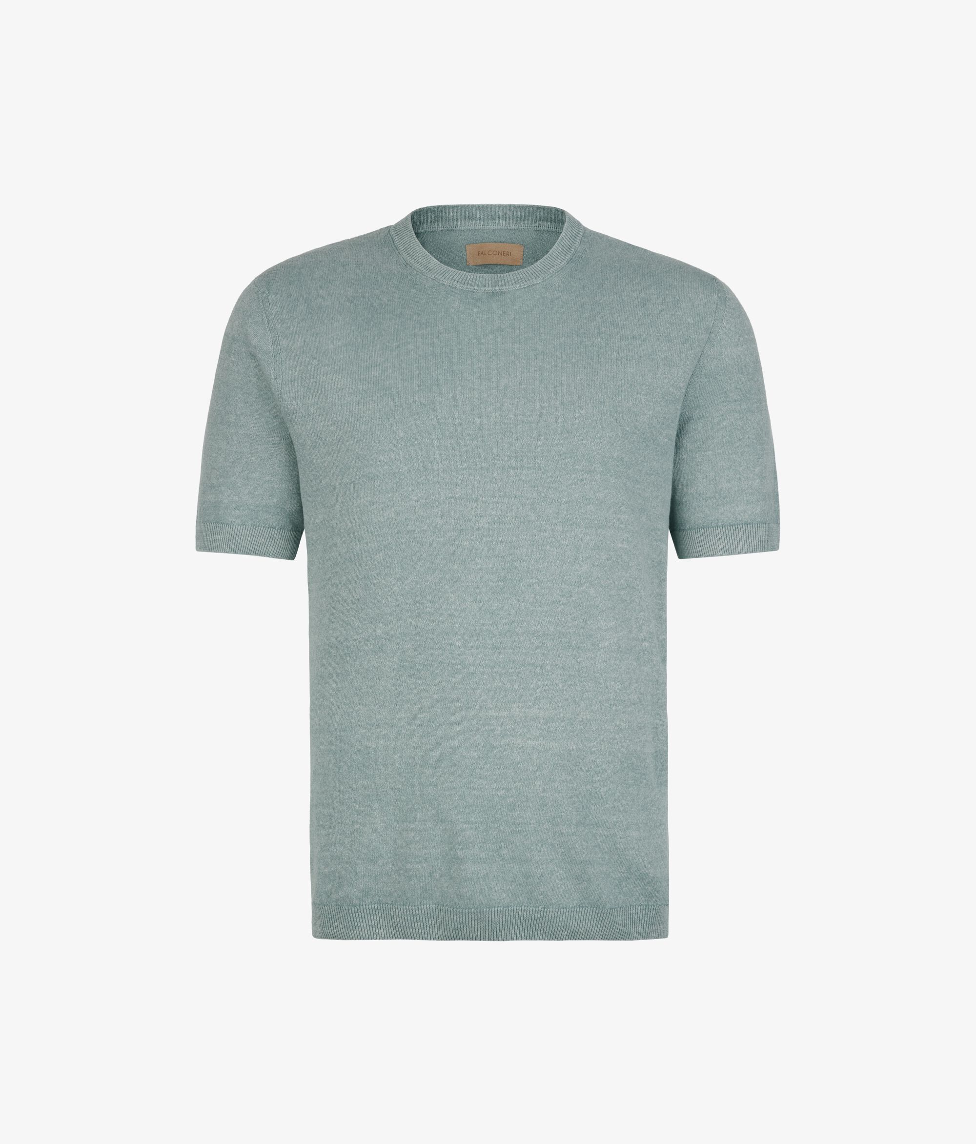 Color Aquamarine mineral lands