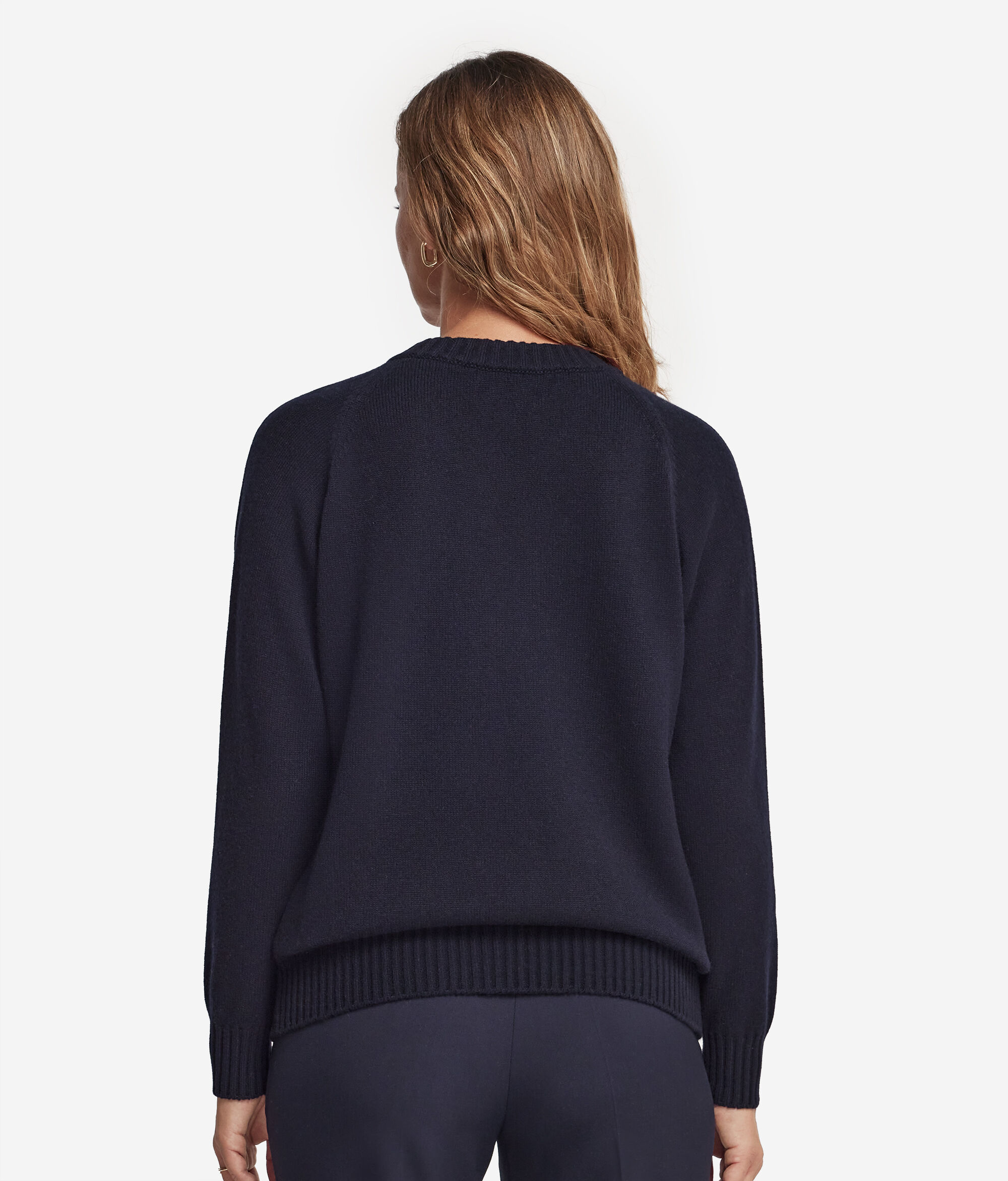 Pullover mit V-Ausschnitt und Sattelschulter aus Kaschmir Ultrasoft