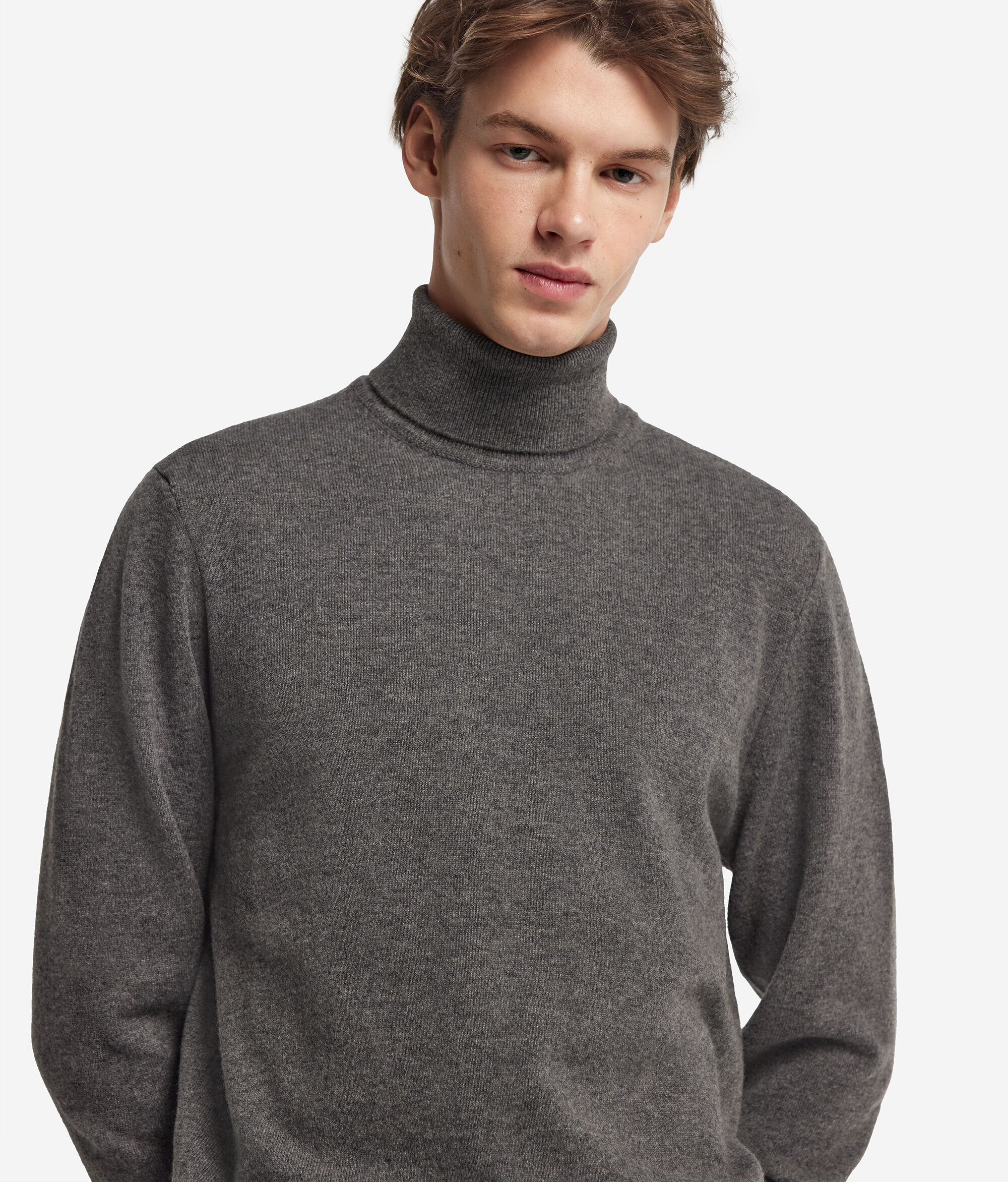 Jersey de cuello vuelto de cashmere ultrasoft