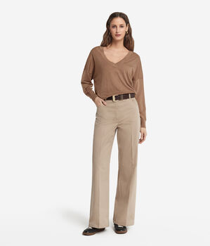 Maglia con Doppio Scollo a V in Cashmere Ultrafine