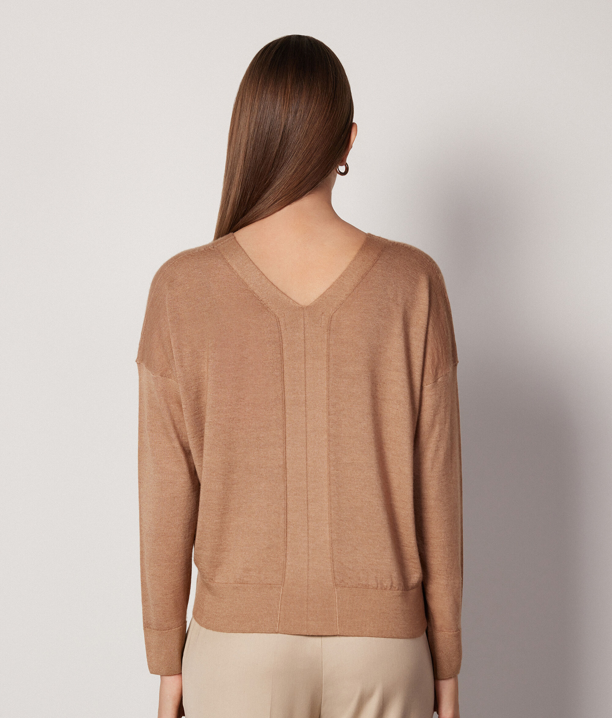 Jersei escot en punta Cashmere Ultrafine