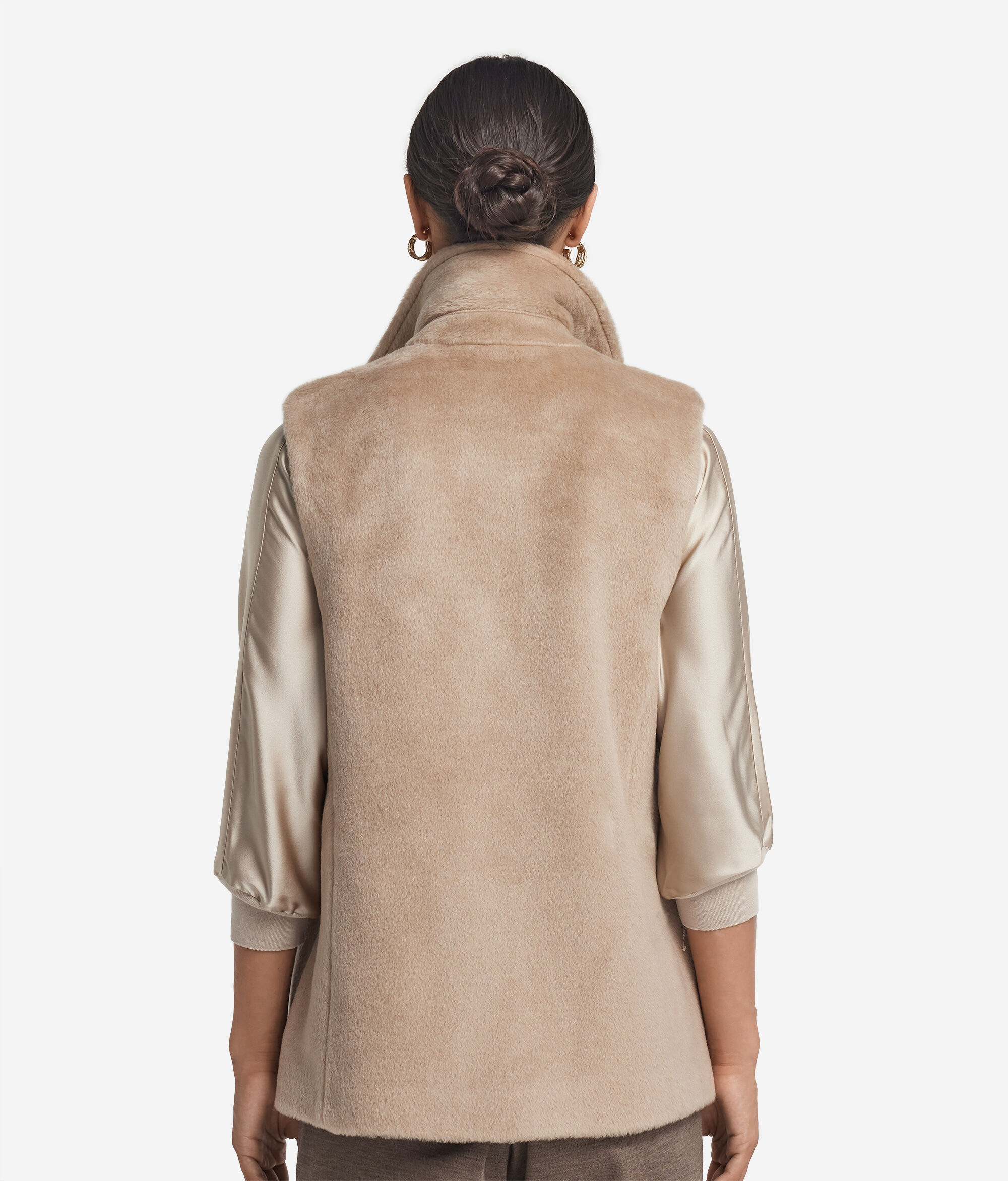 Жилет из шерсти альпака