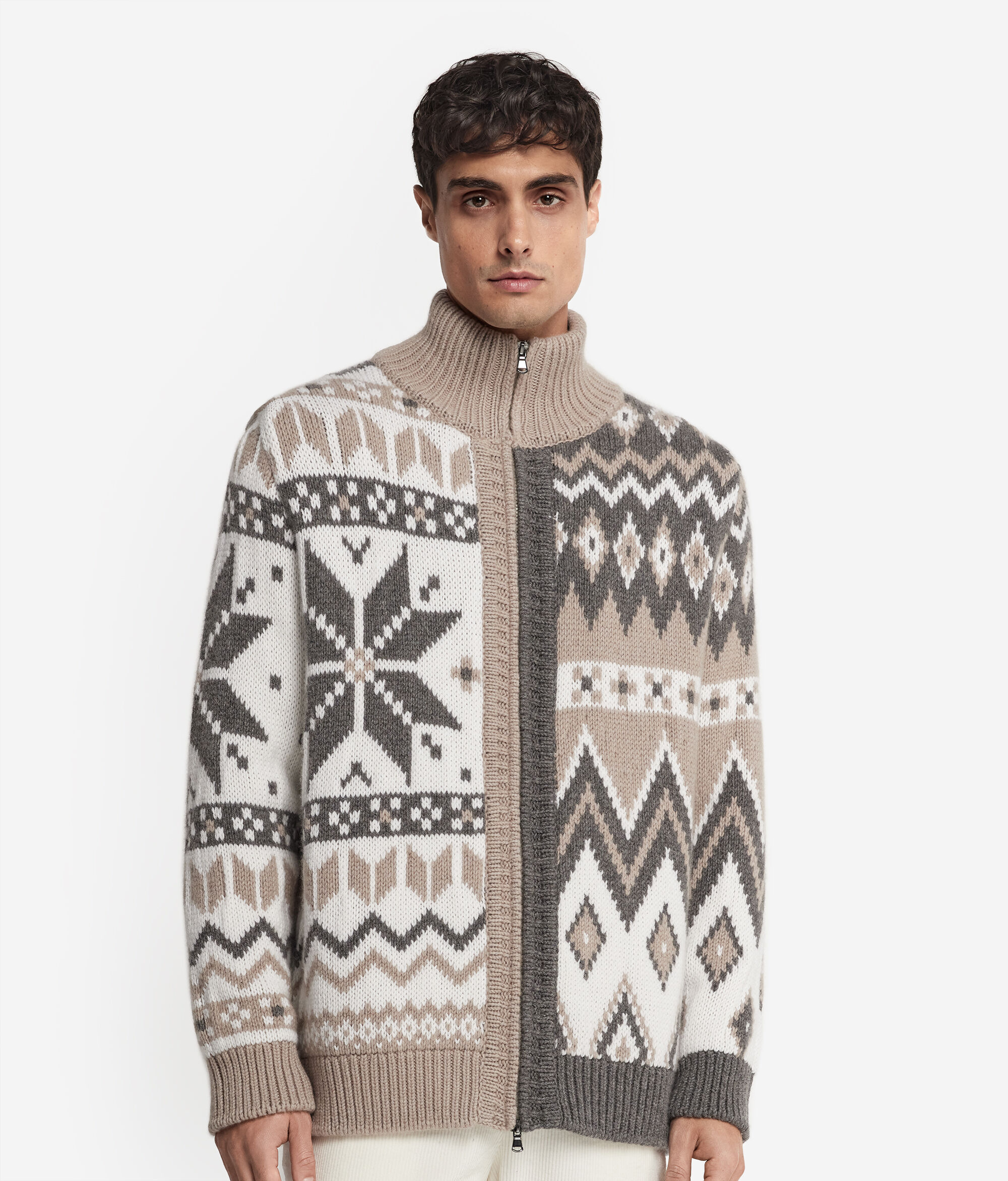 Jäckchen aus Kaschmirjacquard