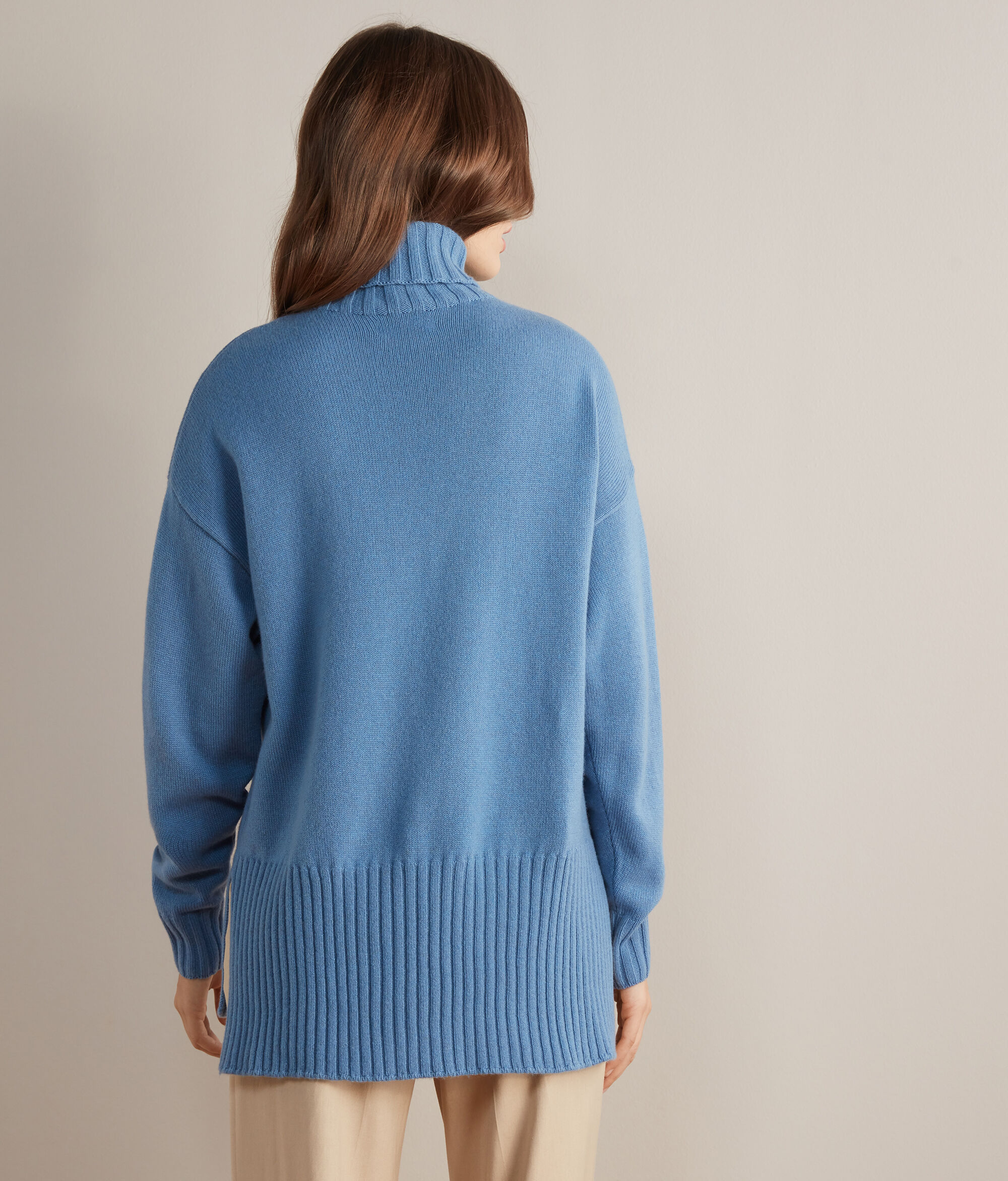 Maxi-pull col roulé en cachemire ultra-doux