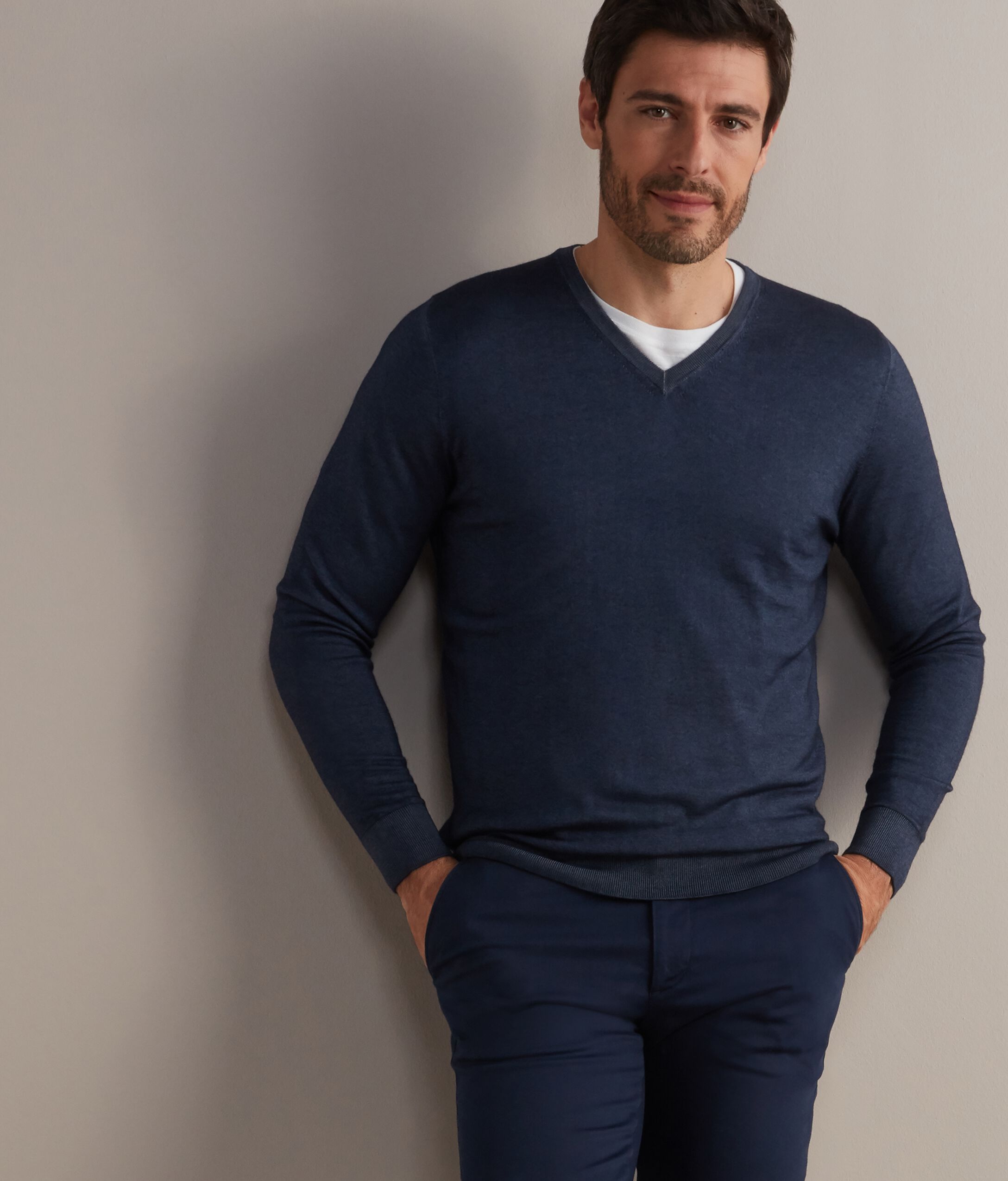 Ultrafine Cashmere V-Neck Sweater
