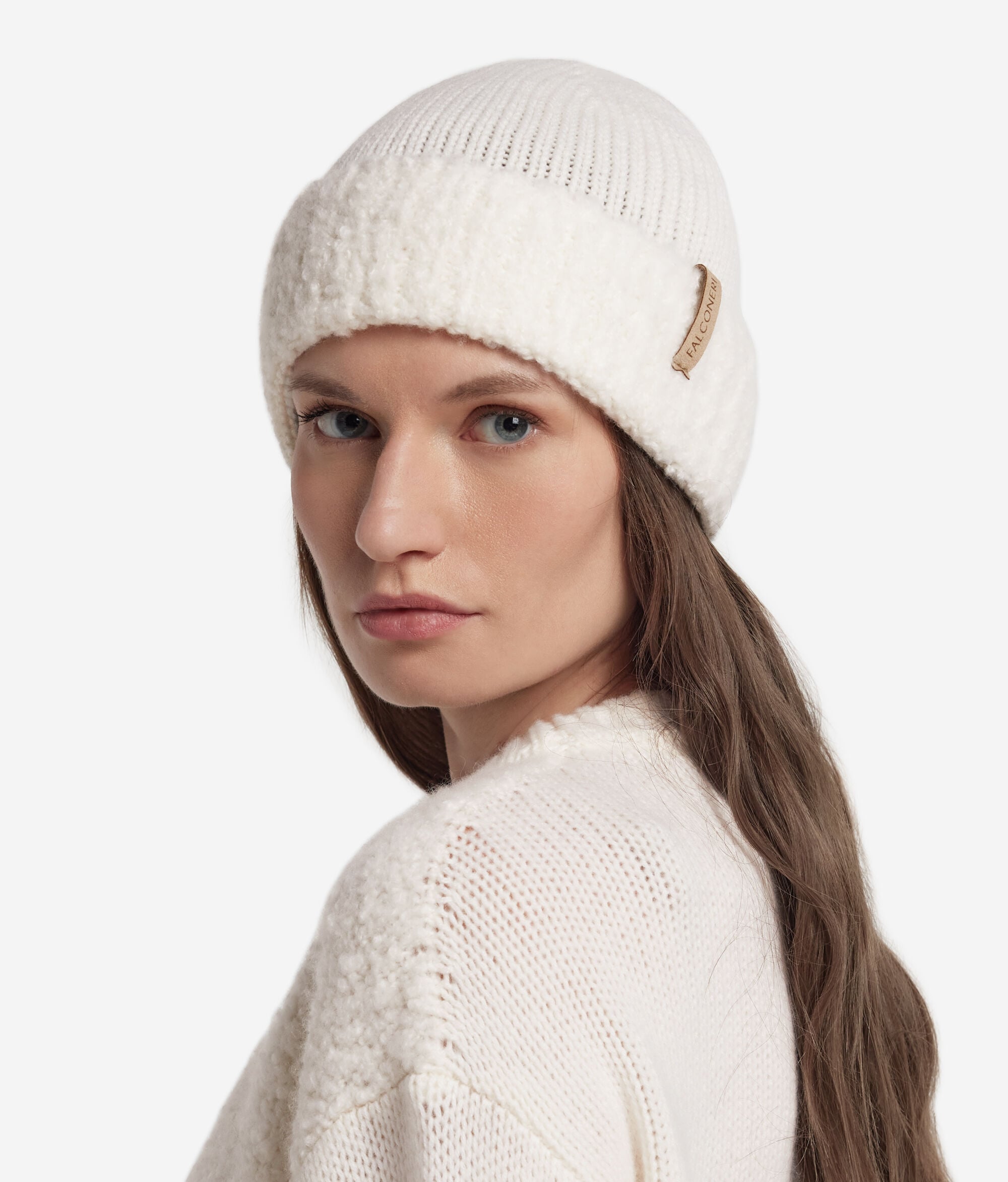 Mütze aus Kaschmir Ultrasoft und Bouclé