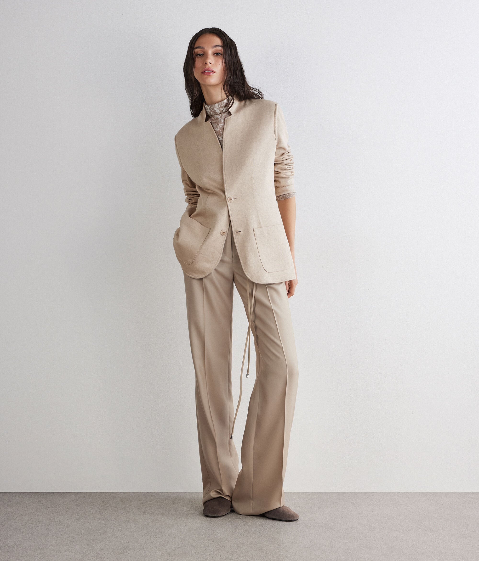 Reversible two-tone jacket in linen and cotton
