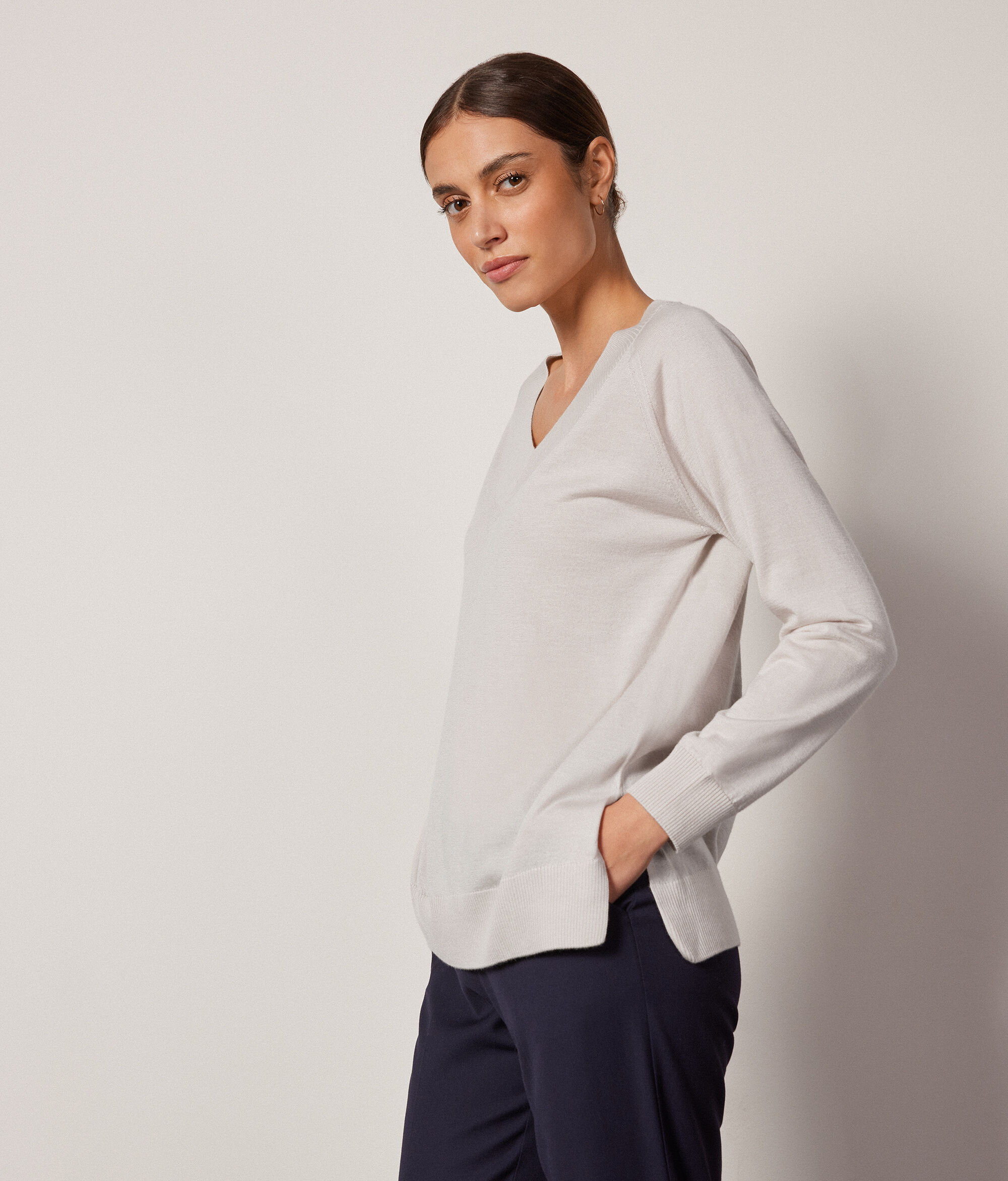 Maglia Scollo V in Cashmere Ultrafine