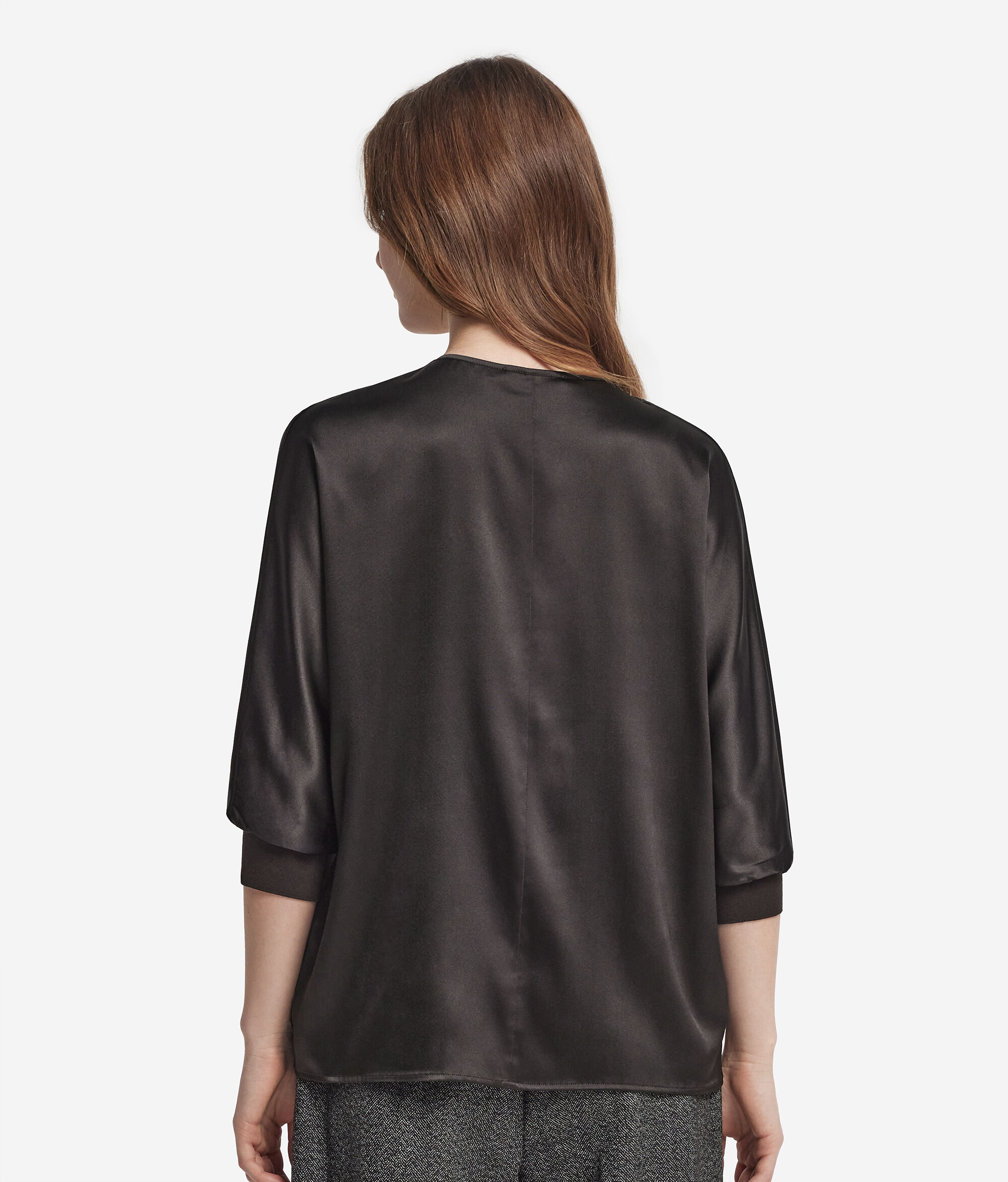Seidenbluse mit V-Ausschnitt