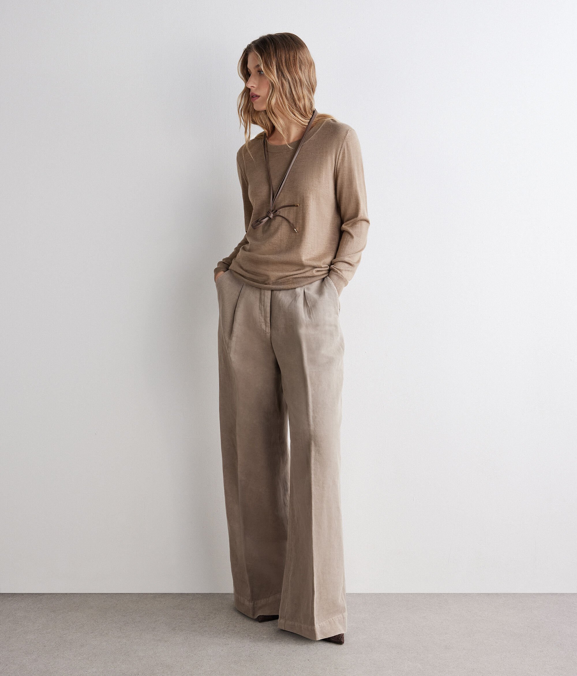 Jersey de cuello redondo en cashmere Ultrafine