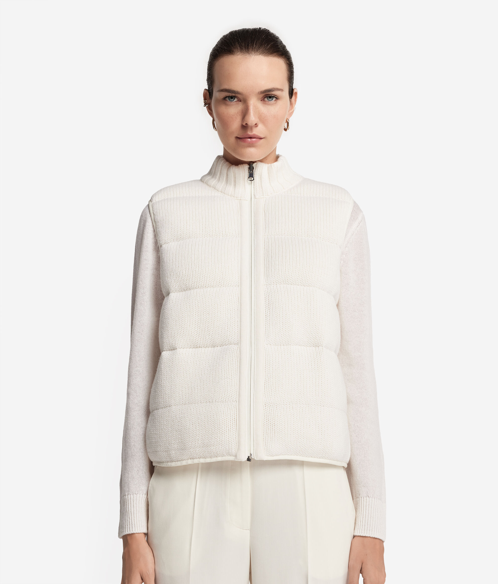 Reversible Sleeveless Short Quilted Jacket