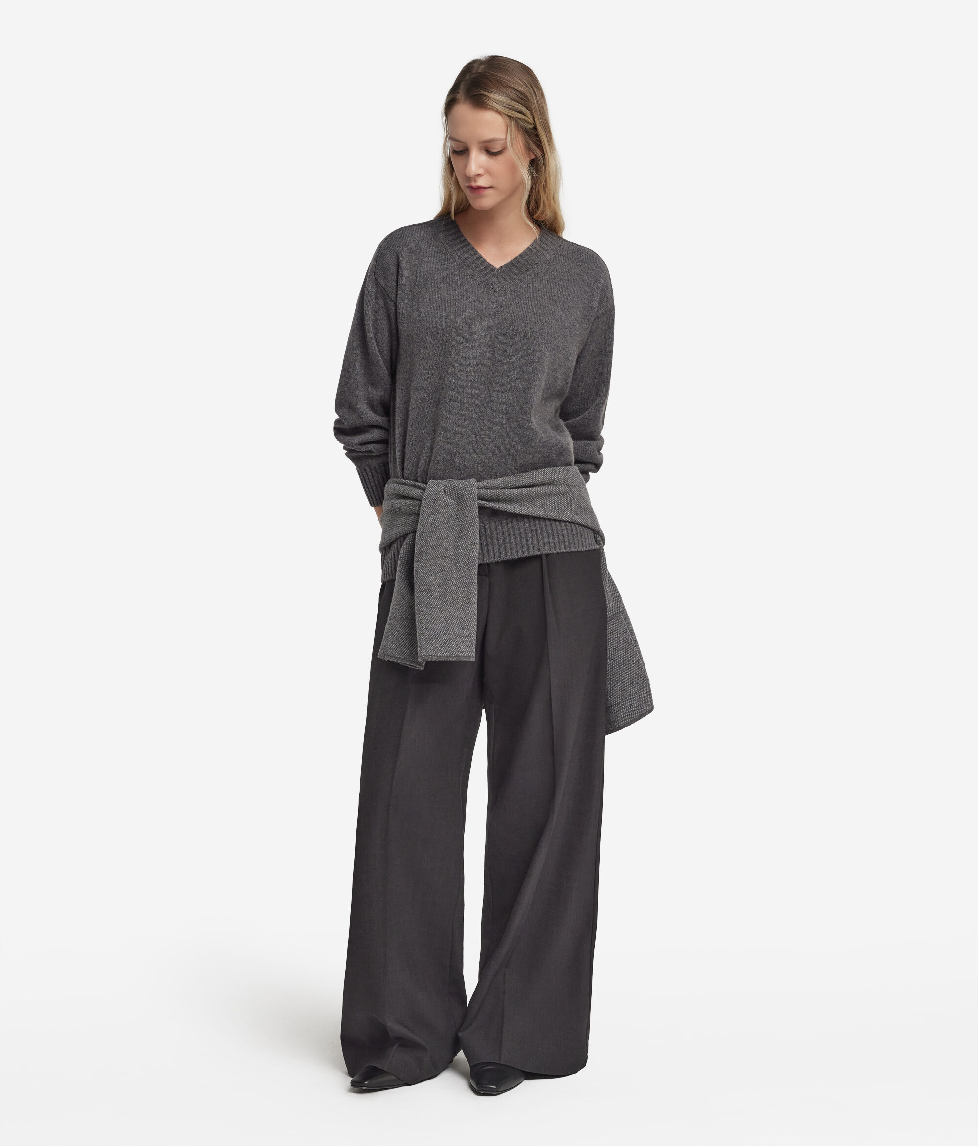 Ultrasoft Cashmere V-Neck Sweater with Set-in Sleeves