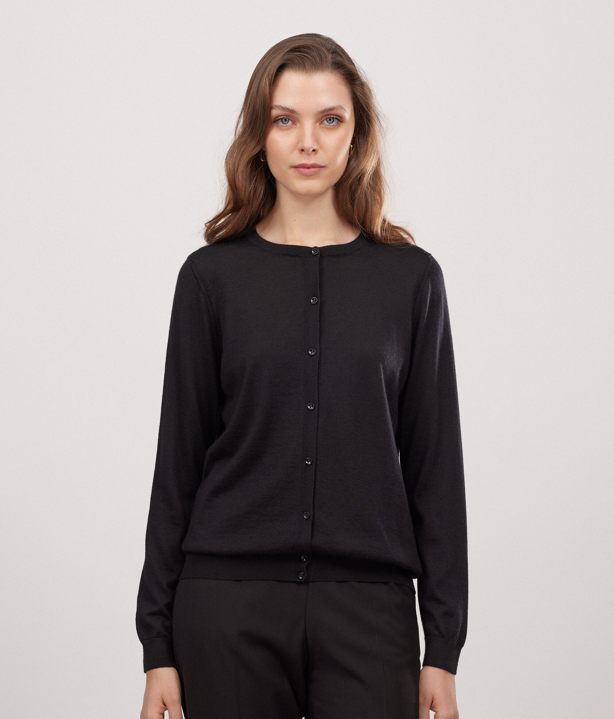 Gilet femme à col rond en cachemire ultra-fin