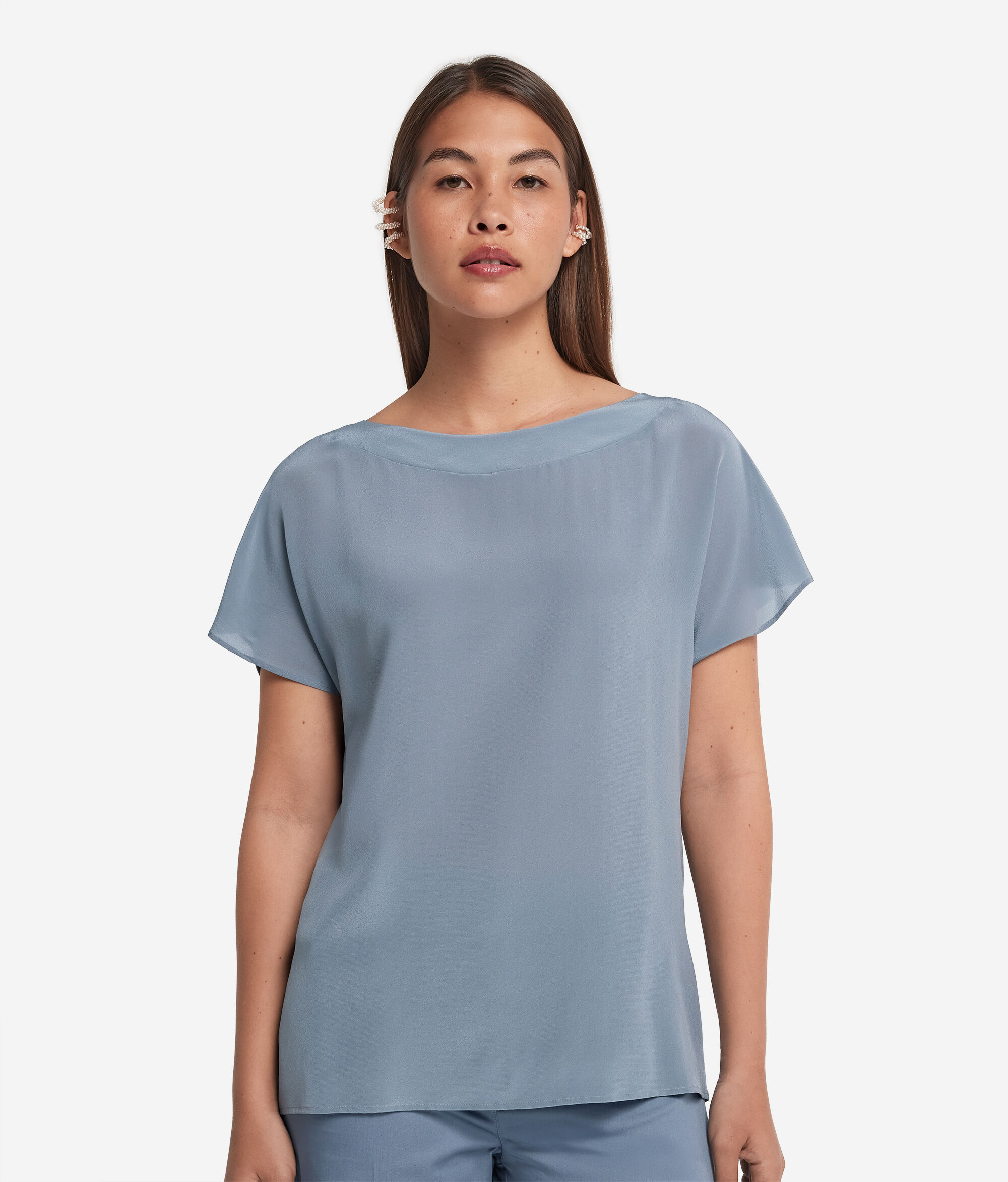 T-shirt Scollo Barchetta in Seta e Modal
