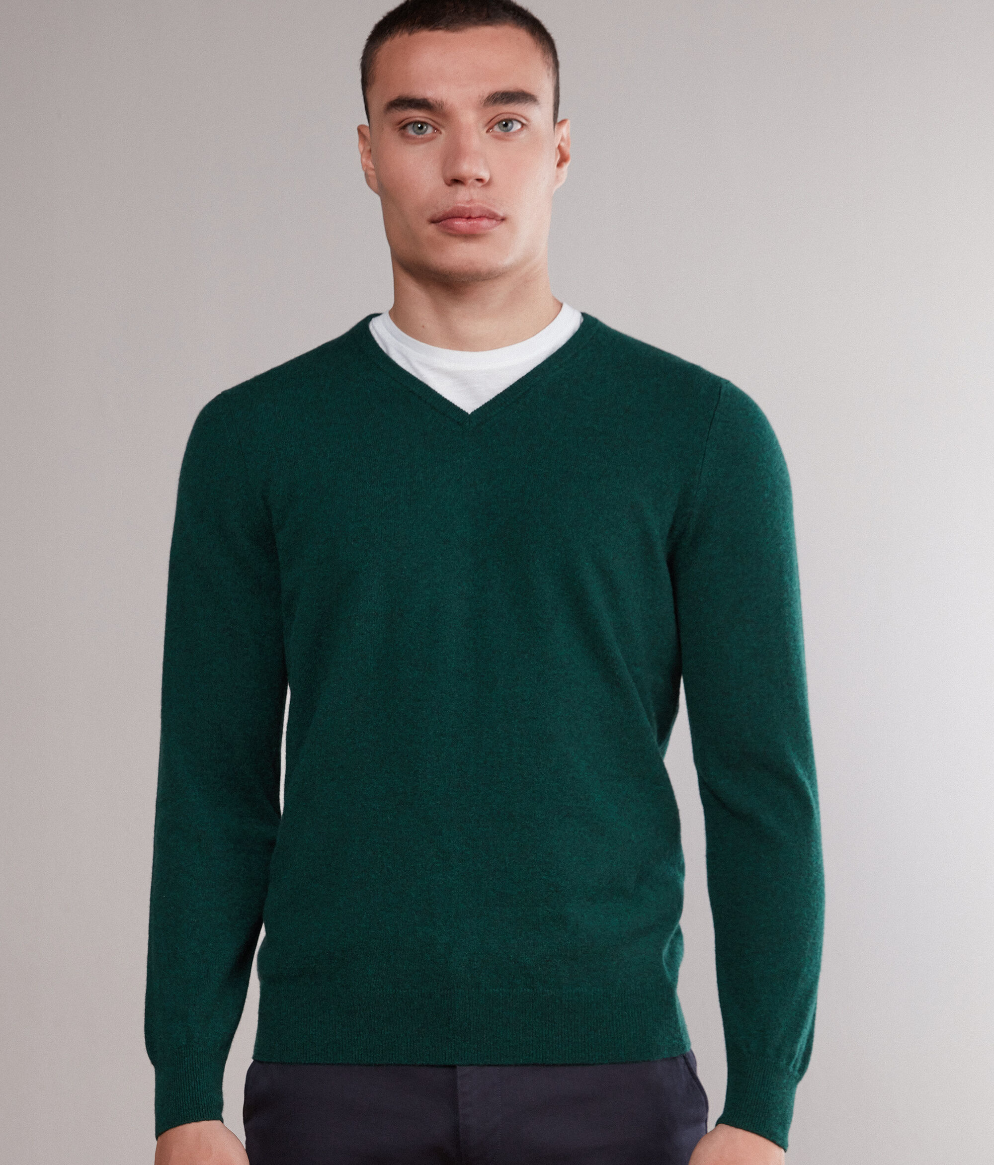 Sweter z Dekoltem w Serek z Kaszmiru Ultrasoft