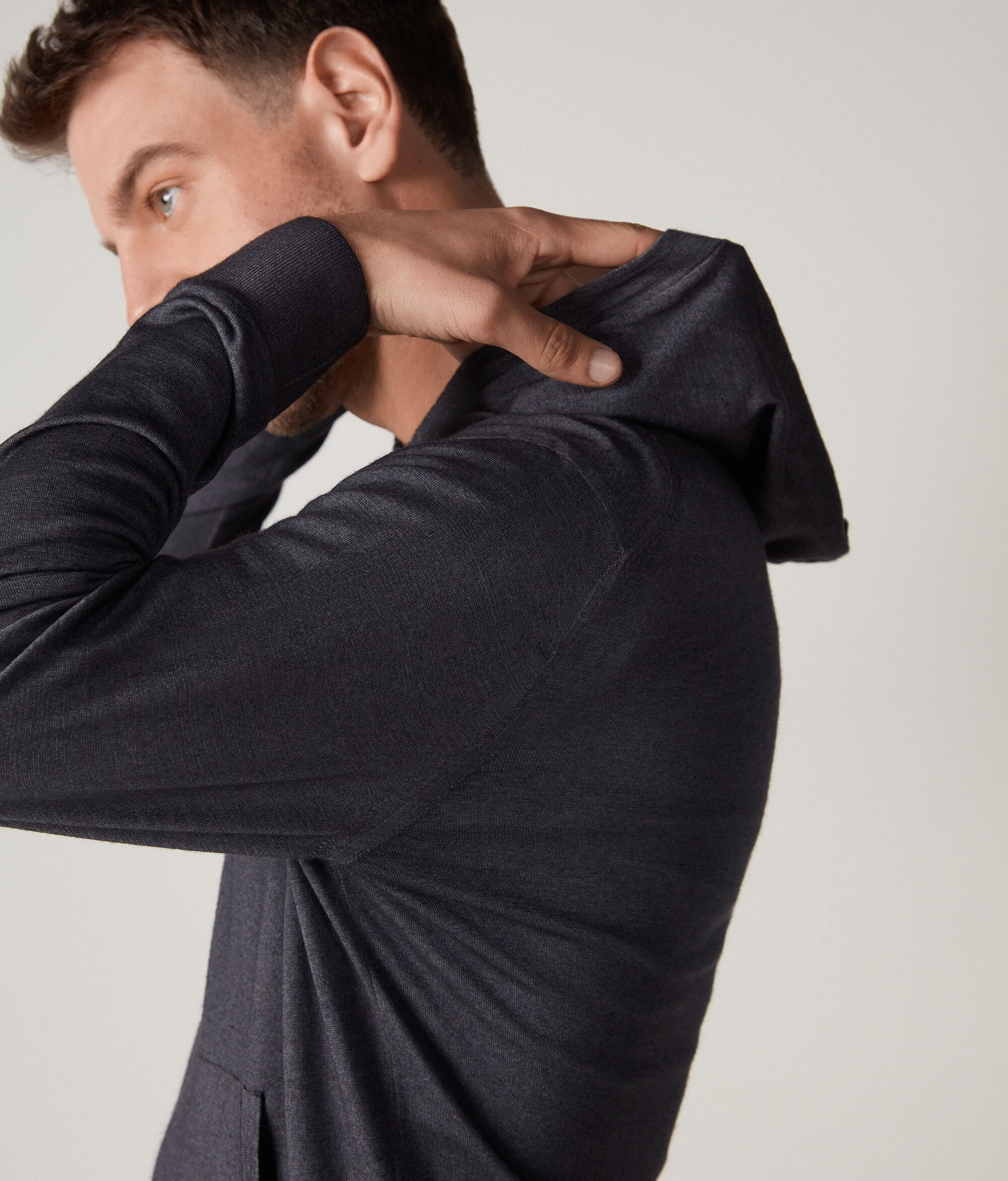Veste à capuche en cachemire ultra-fin