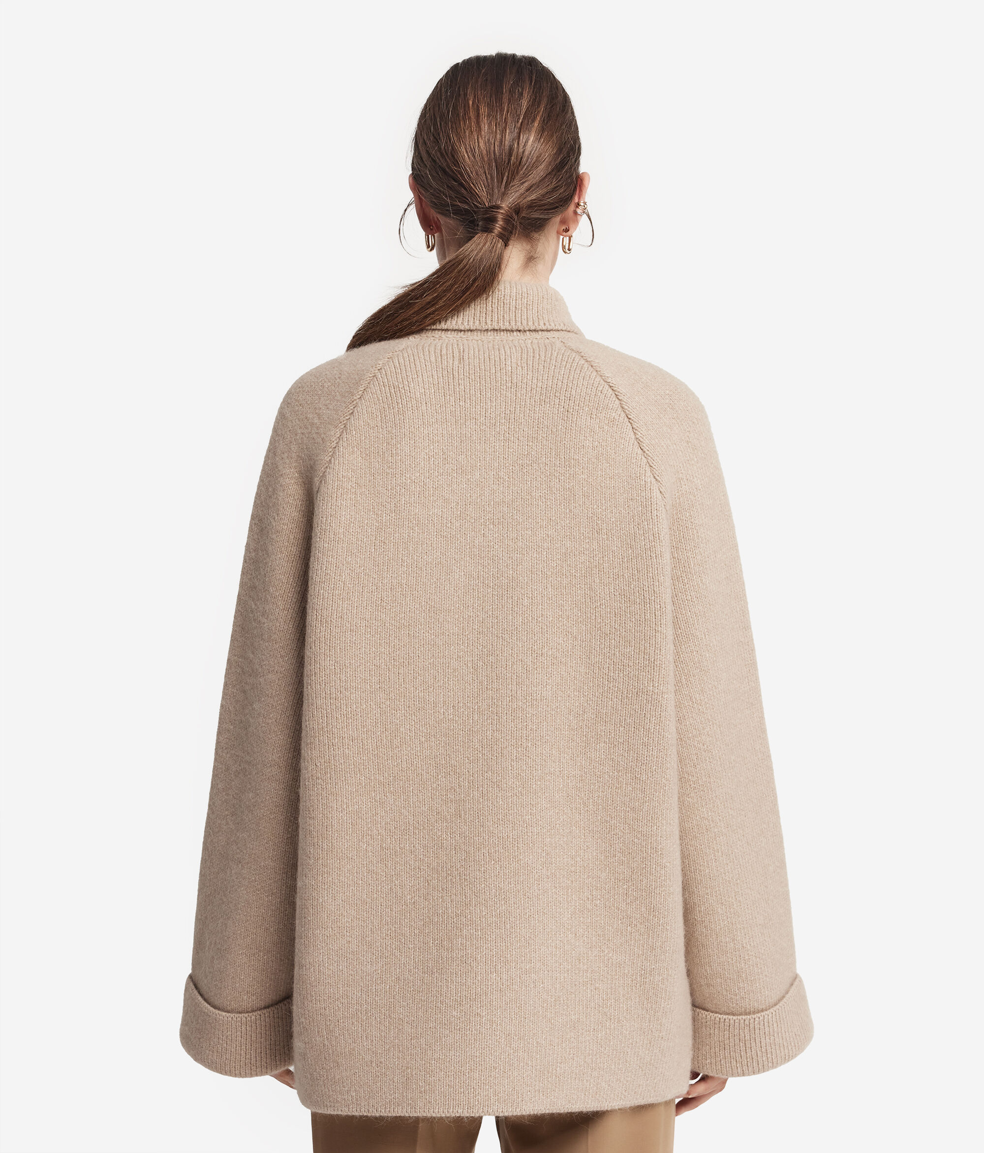 Двубортное пальто из шерсти альпака