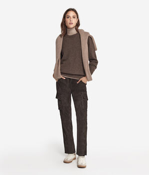 Pull à col rond et emmanchures marteau en cachemire ultra-doux