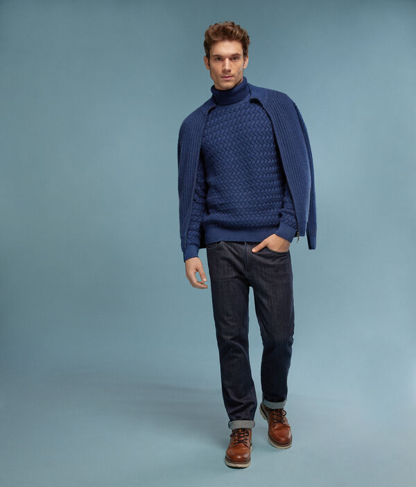Ultrasoft Cashmere Purl Stitch Turtleneck