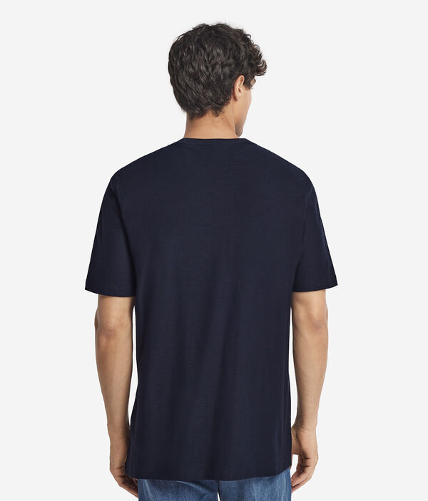 Футболка из хлопка