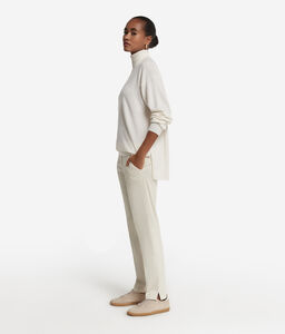 Dolcevita con spacchi in Cashmere Ultrasoft - WHITE