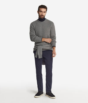 Μπλούζα με Στρογγυλή Λαιμόκοψη από Ultrasoft Cashmere με Πλέξη Αγγλικό Λάστιχο