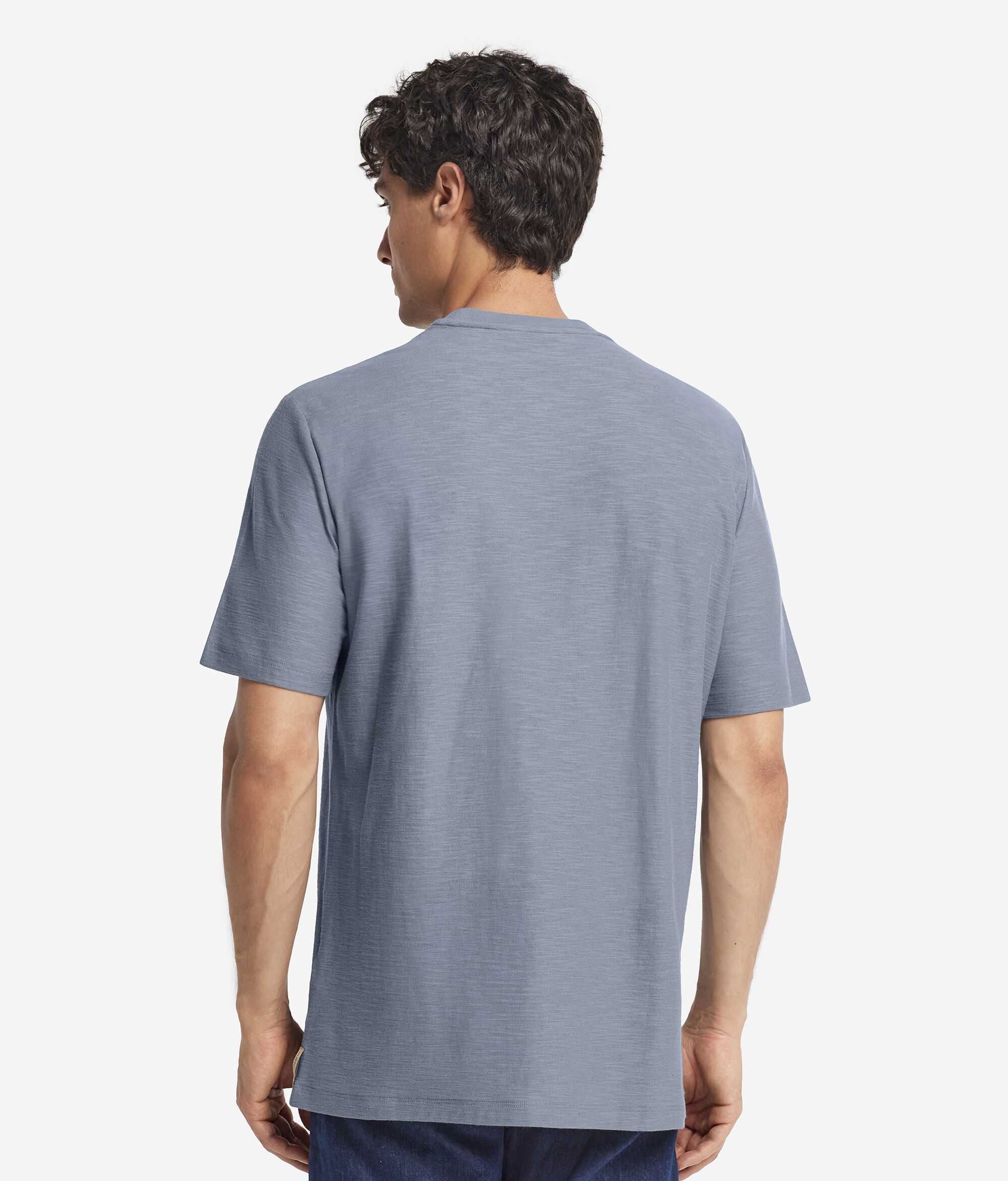 Camiseta con manga corta twist