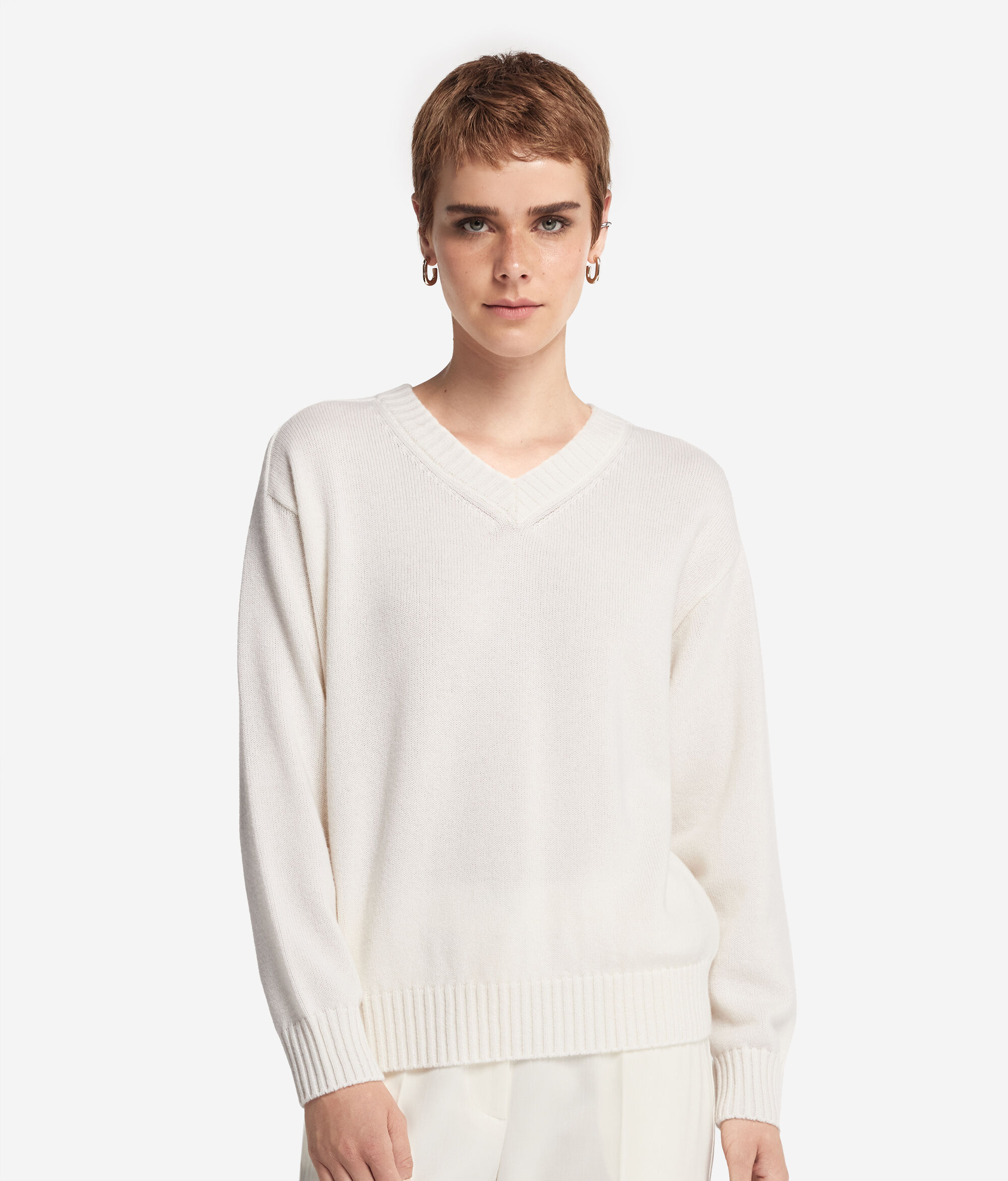 Ultrasoft Cashmere V-Neck Sweater with Set-in Sleeves