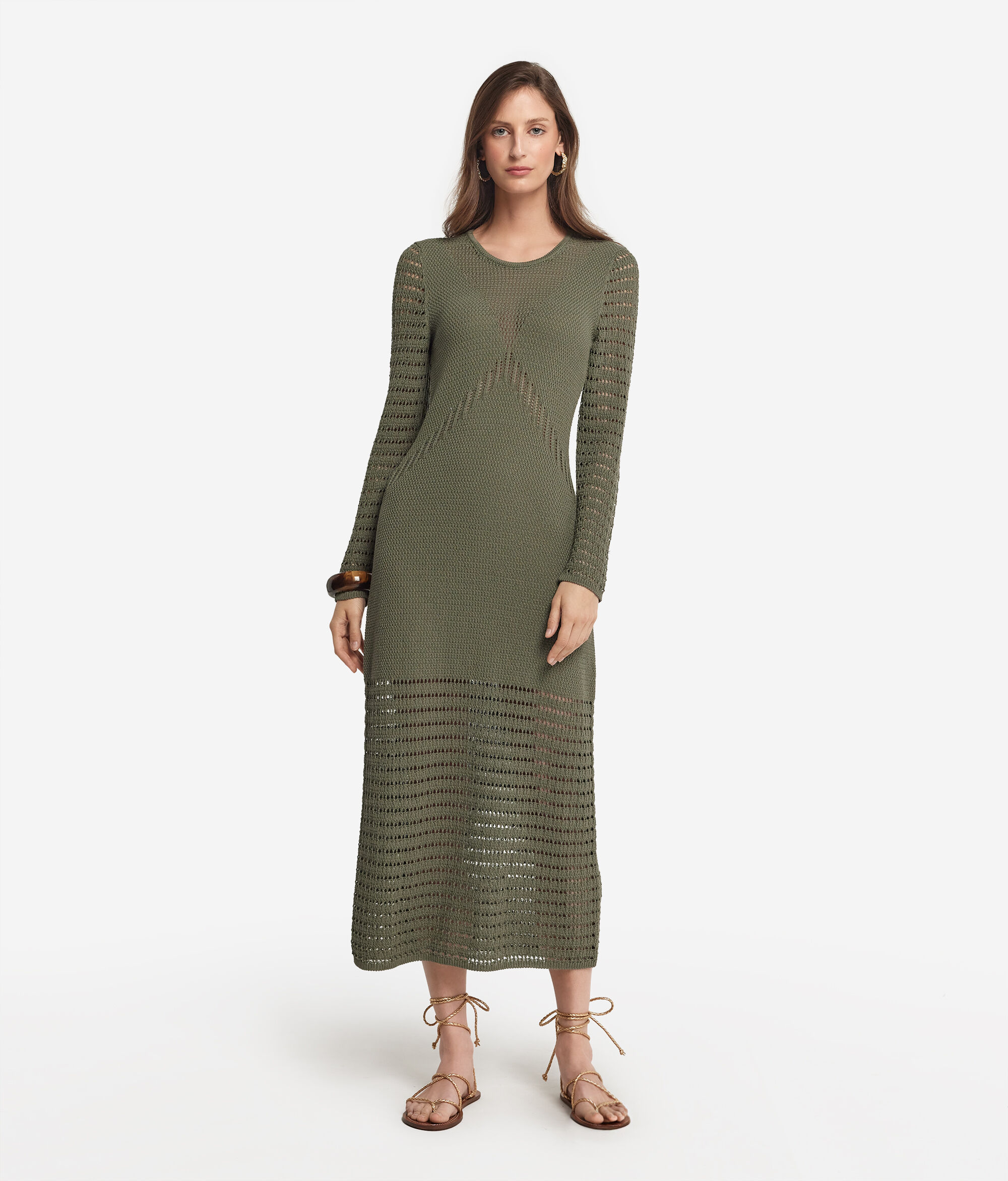 Vestido Grão de Arroz em Ponto Aberto