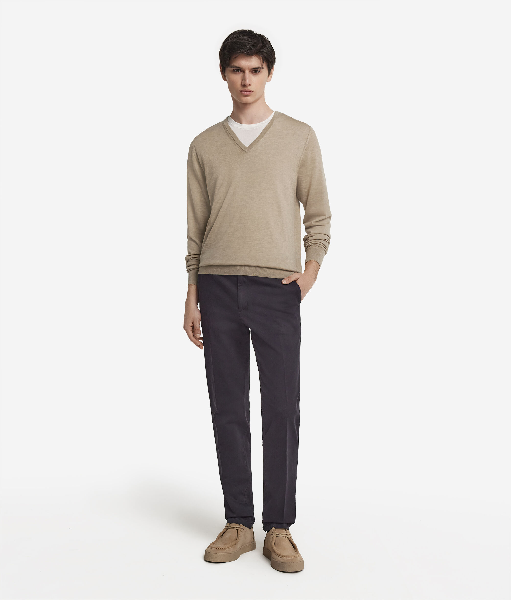 Pull homme en cachemire ultra-fin à col en V