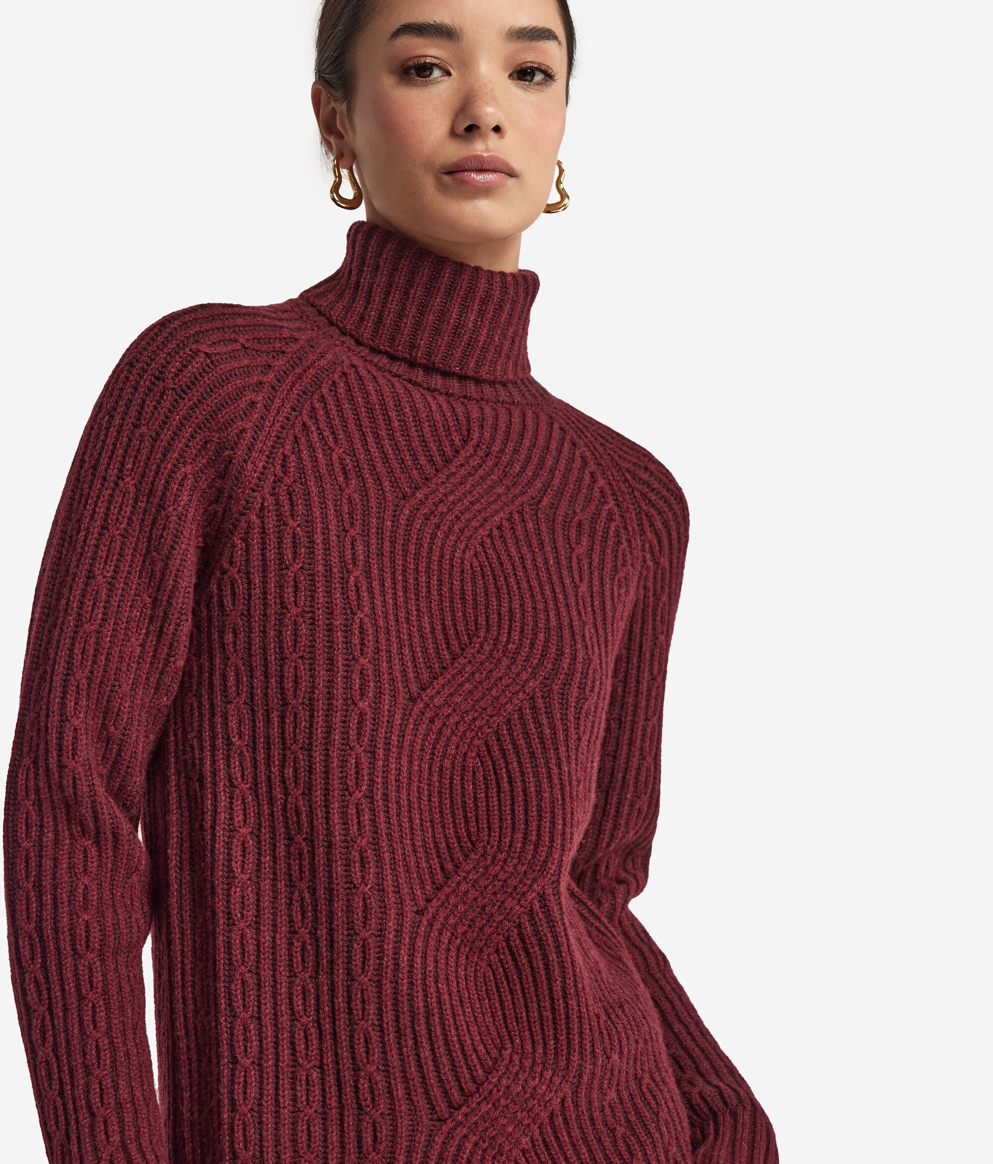 Maglia a Collo Alto con Trama a Trecce Bicolore in Cashmere Ultrasoft