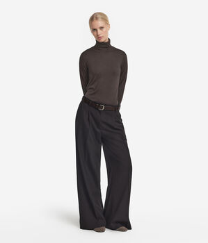 Ultrafine Cashmere Turtleneck Jumper