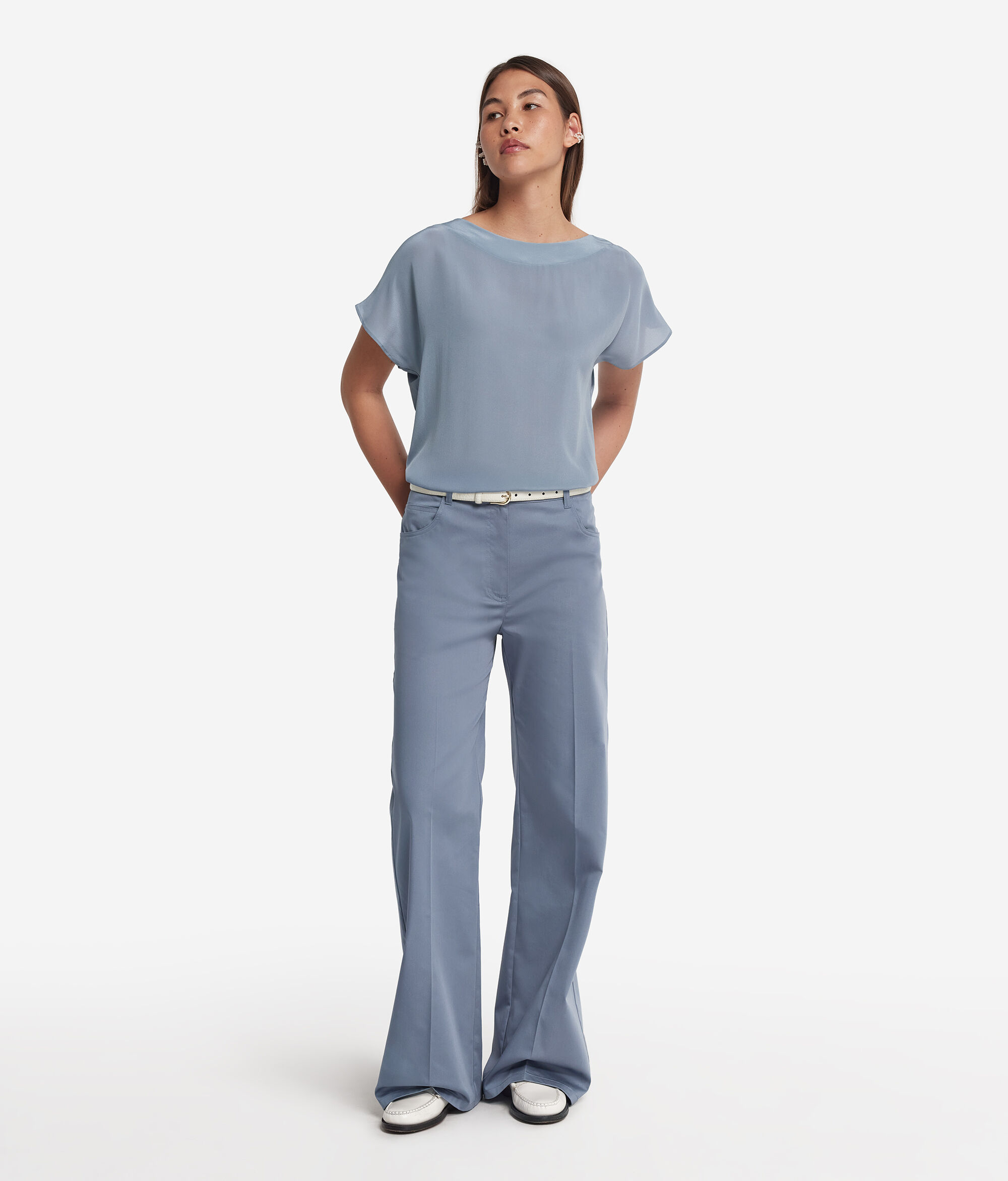 T-shirt Scollo Barchetta in Seta e Modal