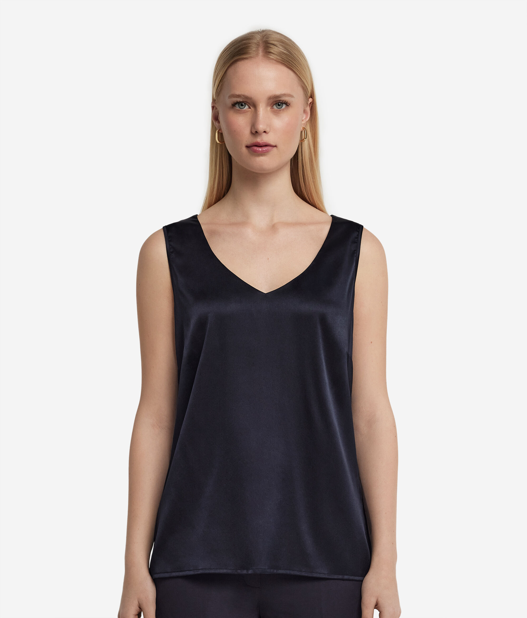 Топ из атласного шелка