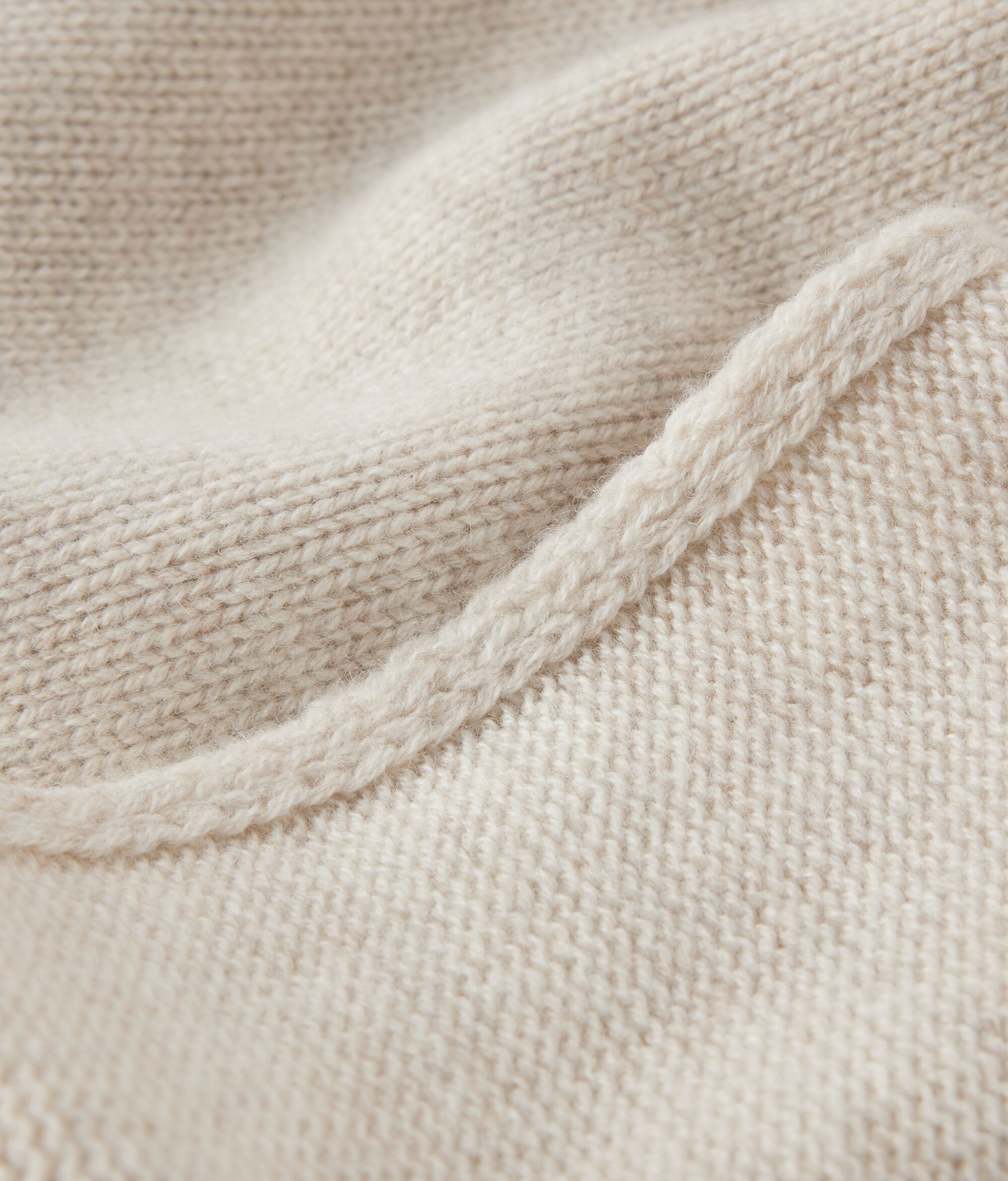 Ultrasoft Cashmere hooded scarf