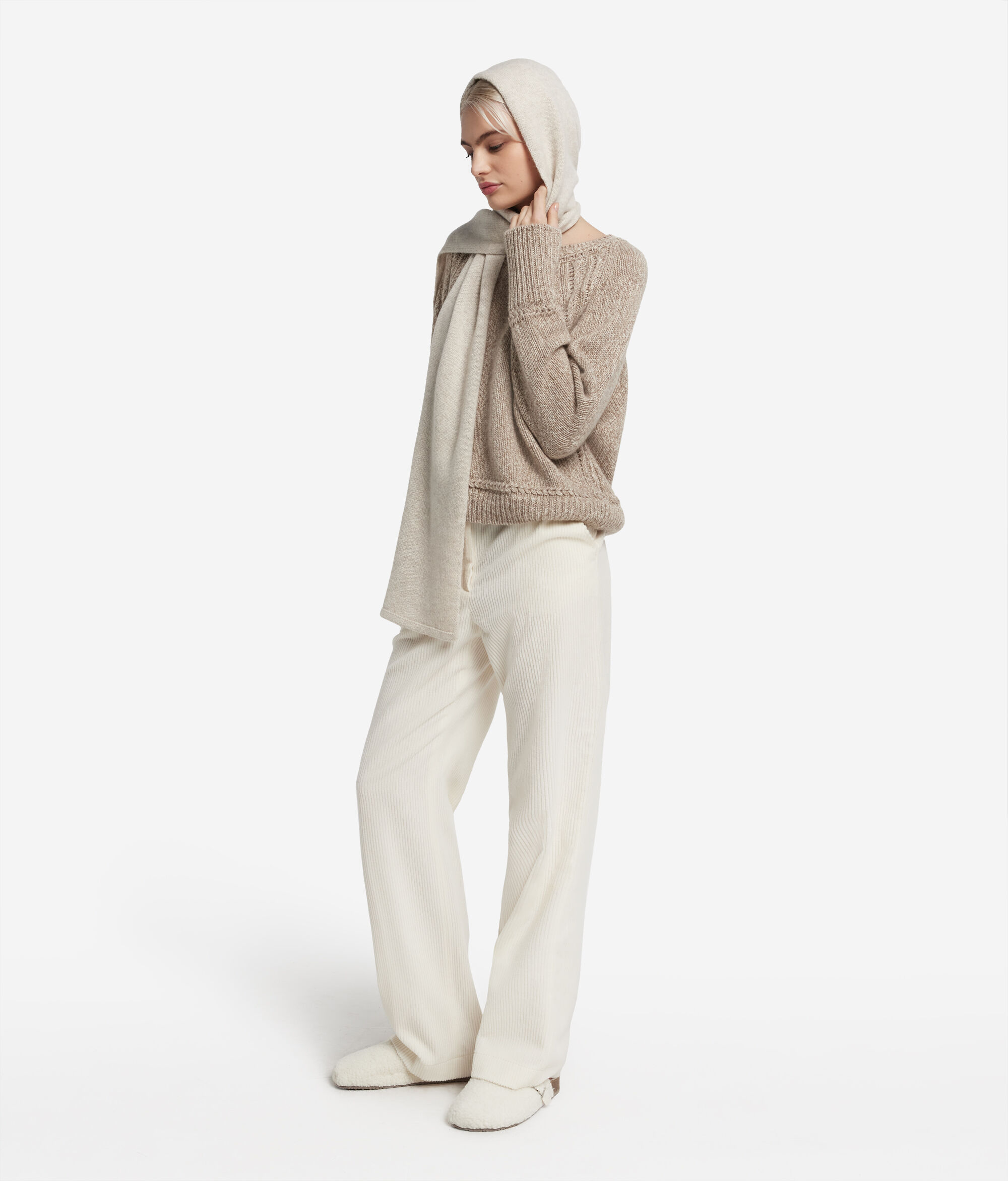 Ultrasoft Kasmír Sál Kapucnival