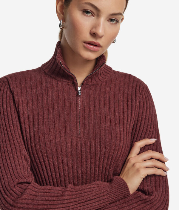 Джемпер с неразъёмной молнией из ультрамягкого кашемира в рубчик