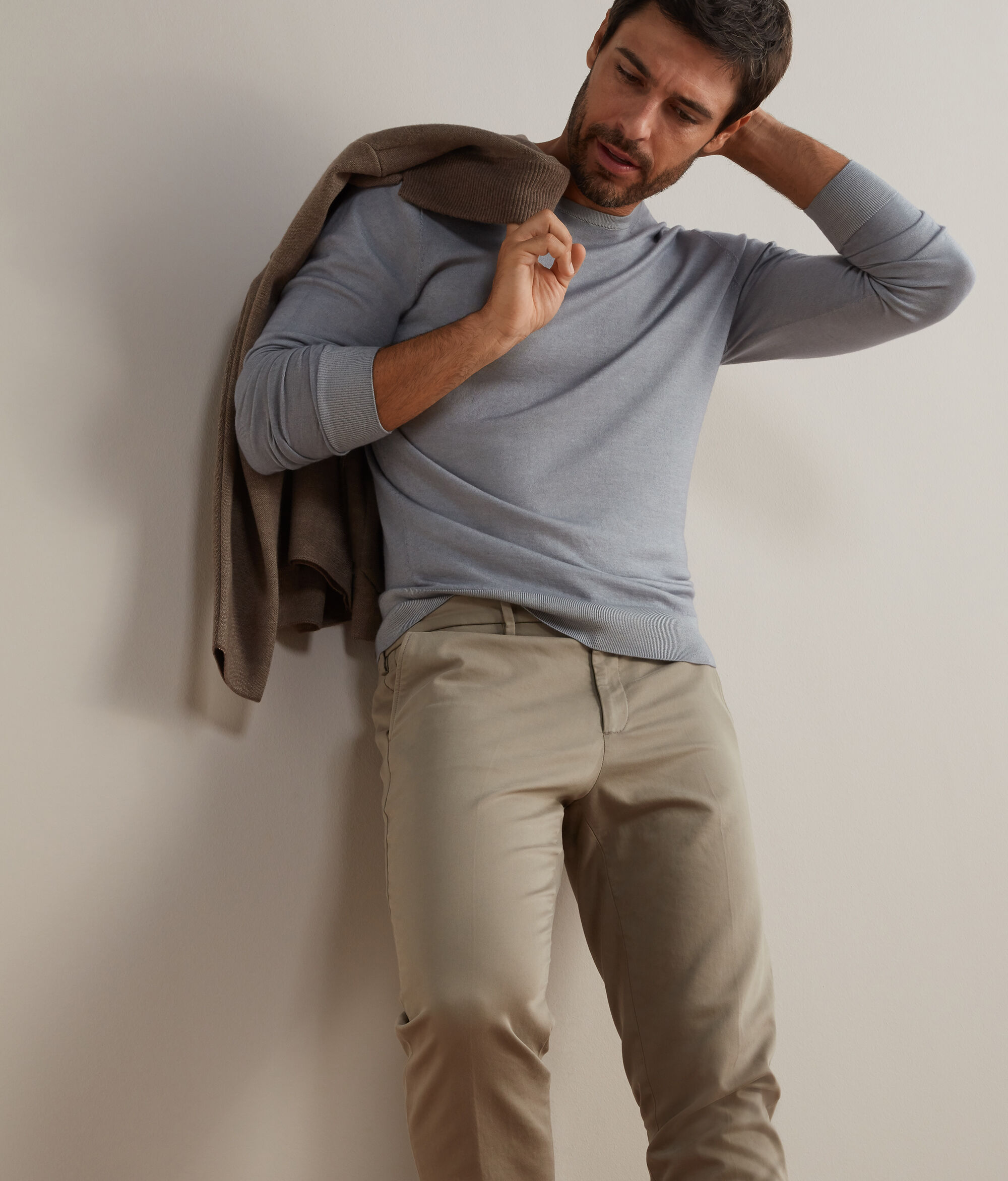 Ultrafine cashmere crew neck sweater