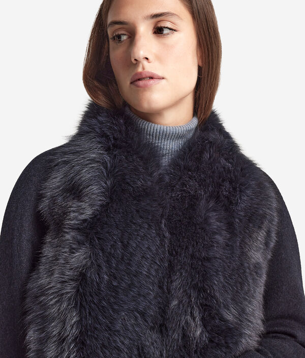 Пальто из кашемира с мехом