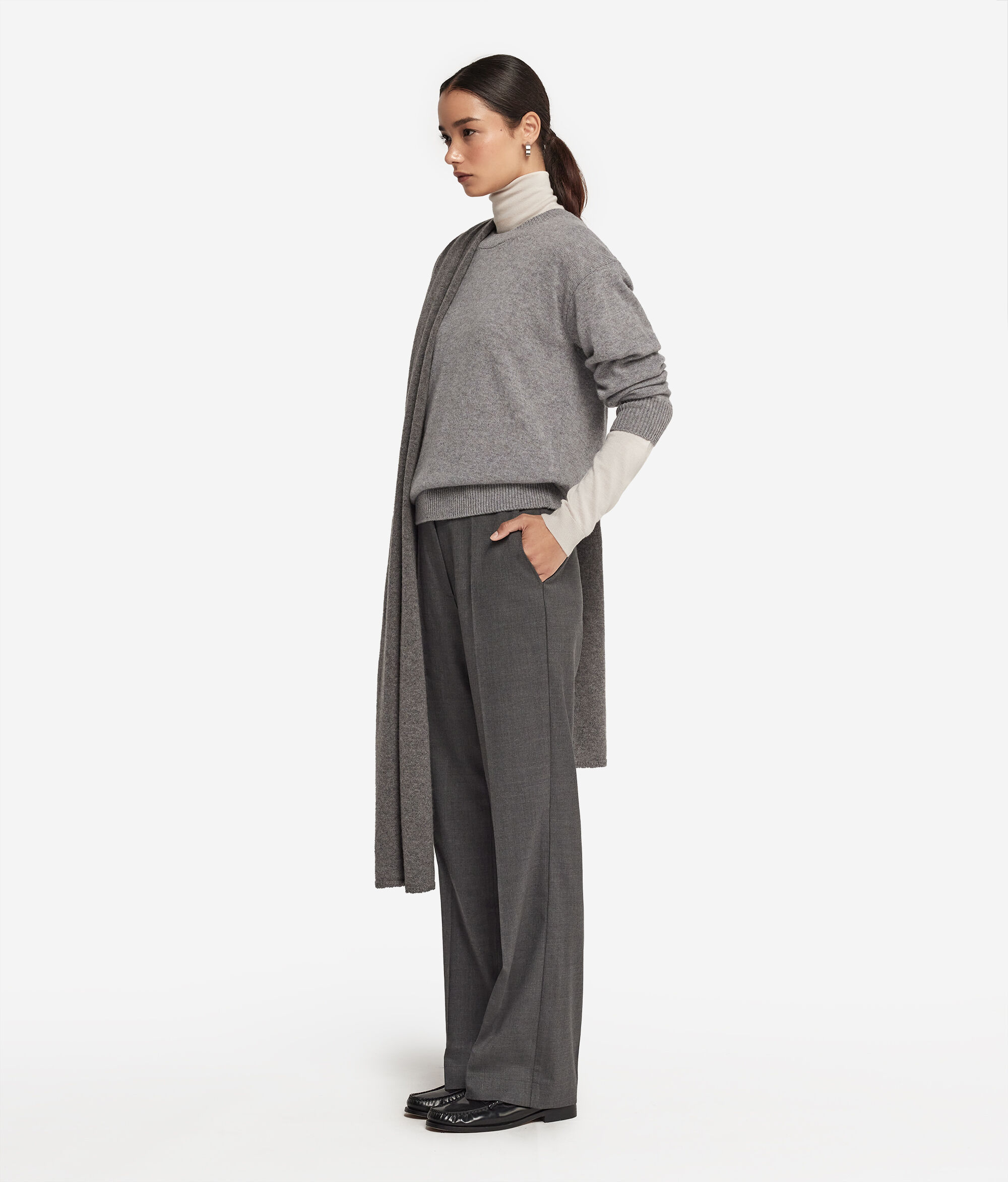 Pantalon droit en laine