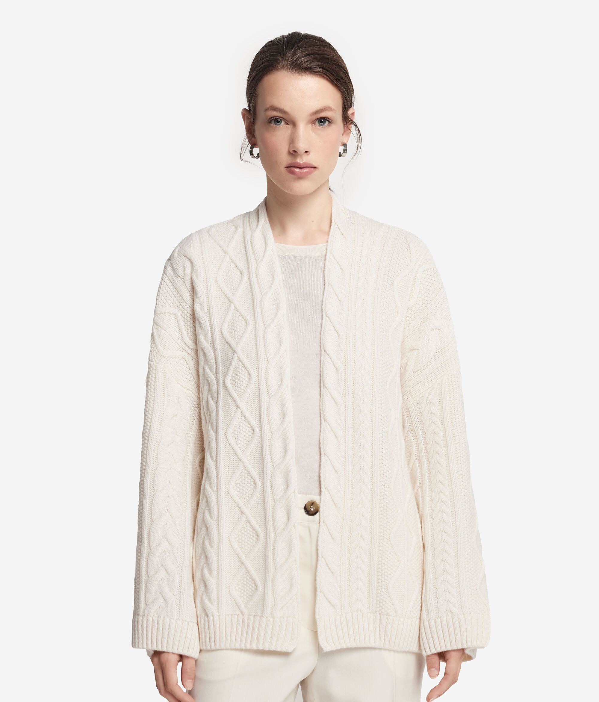 Накидка из ультрамягкого кашемира с косами