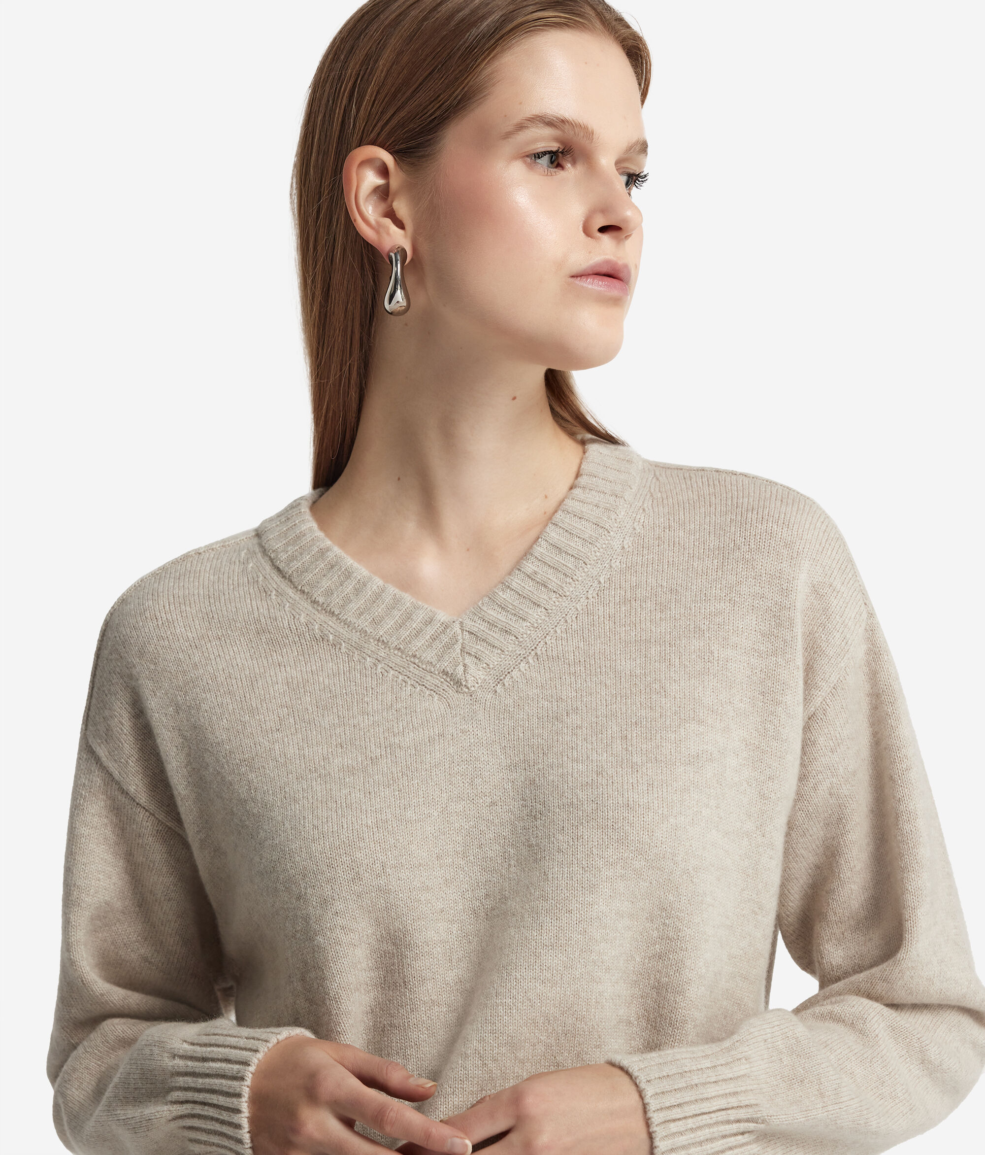Pullover mit V-Ausschnitt und Sattelschulter aus Kaschmir Ultrasoft