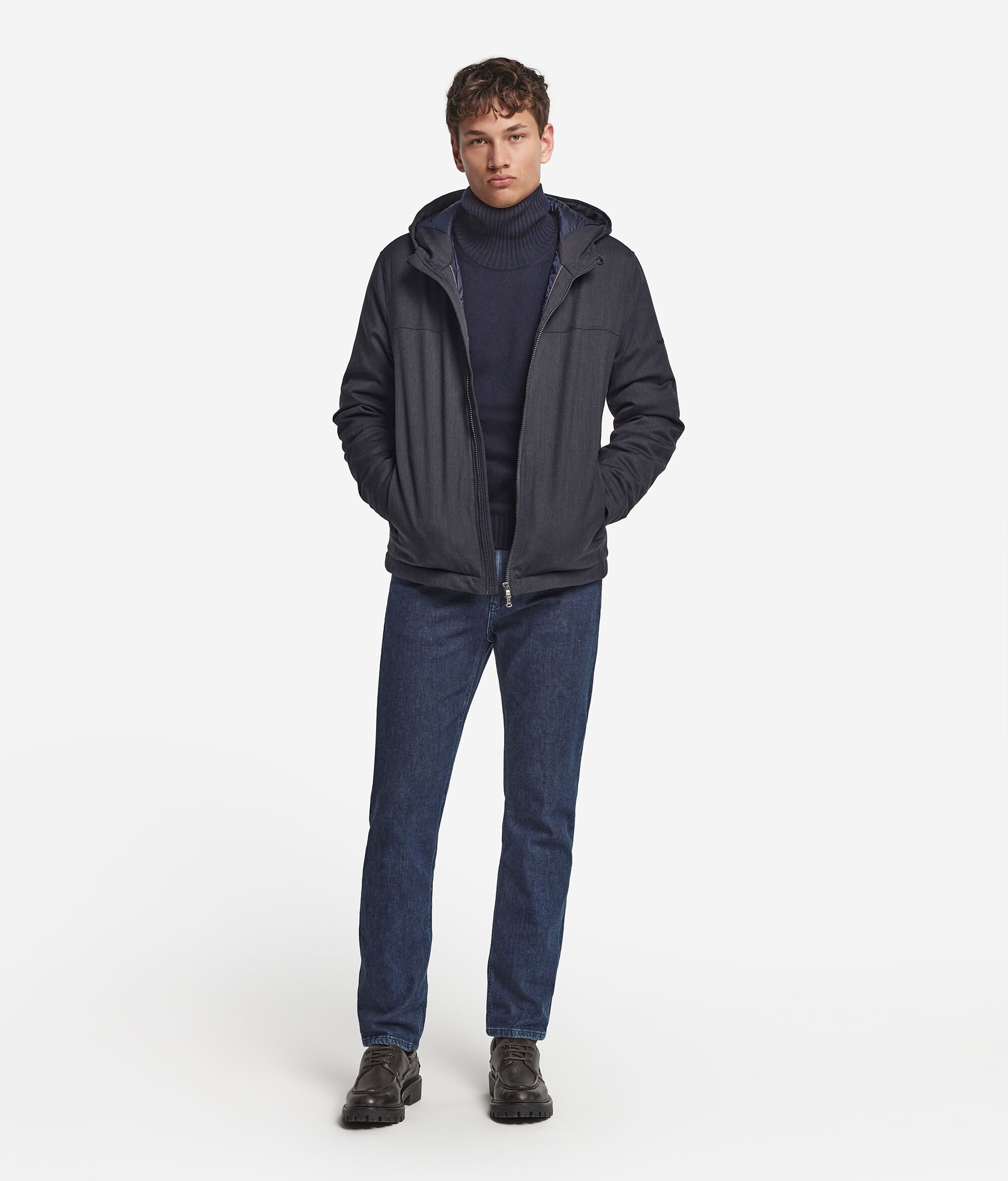 Jacke mit Kapuze aus Funktionswolle
